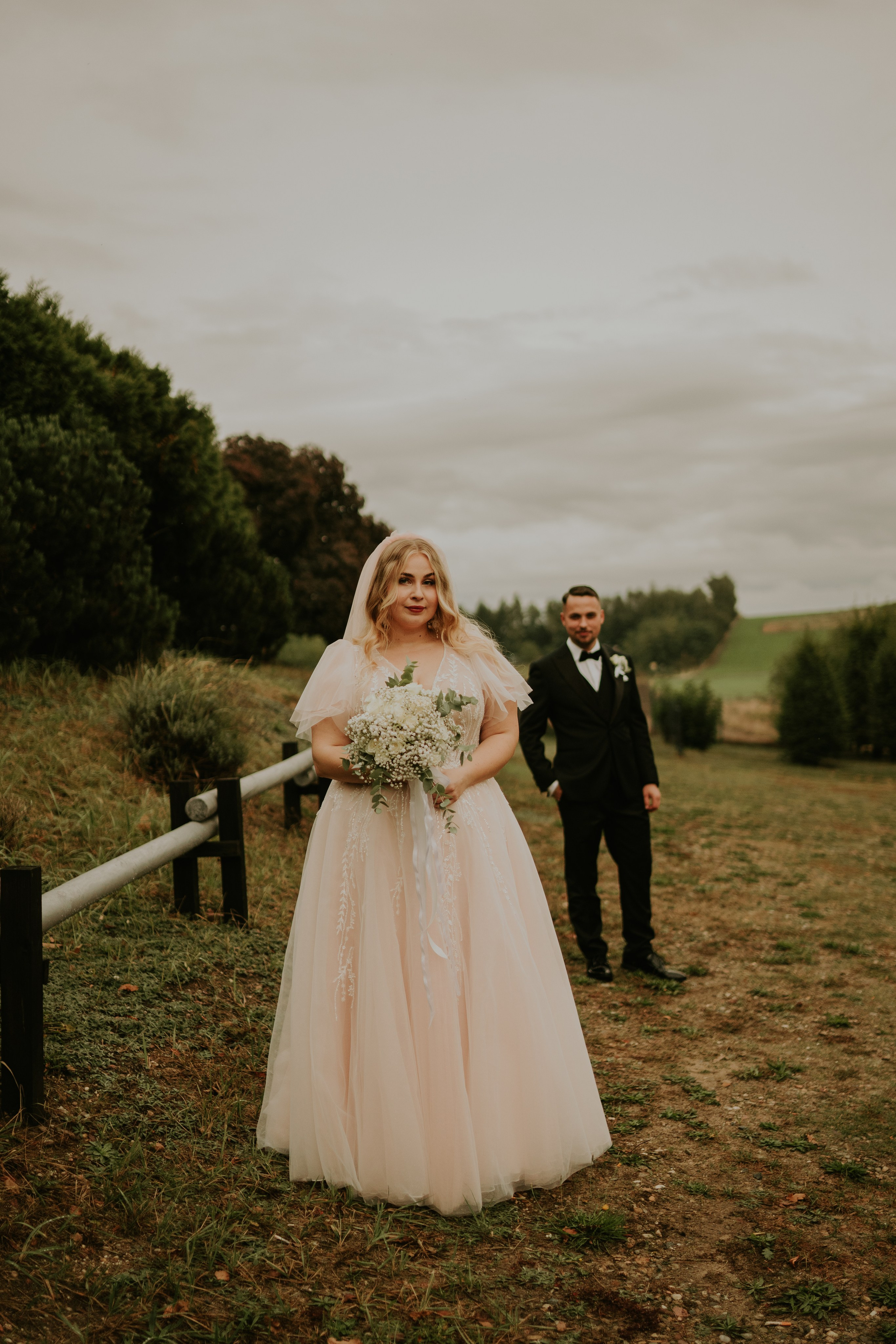 Trzy Drzewa: wspaniała uroczystość Wiktorii i Kamila. Karkowskafoto - fotografia miłości