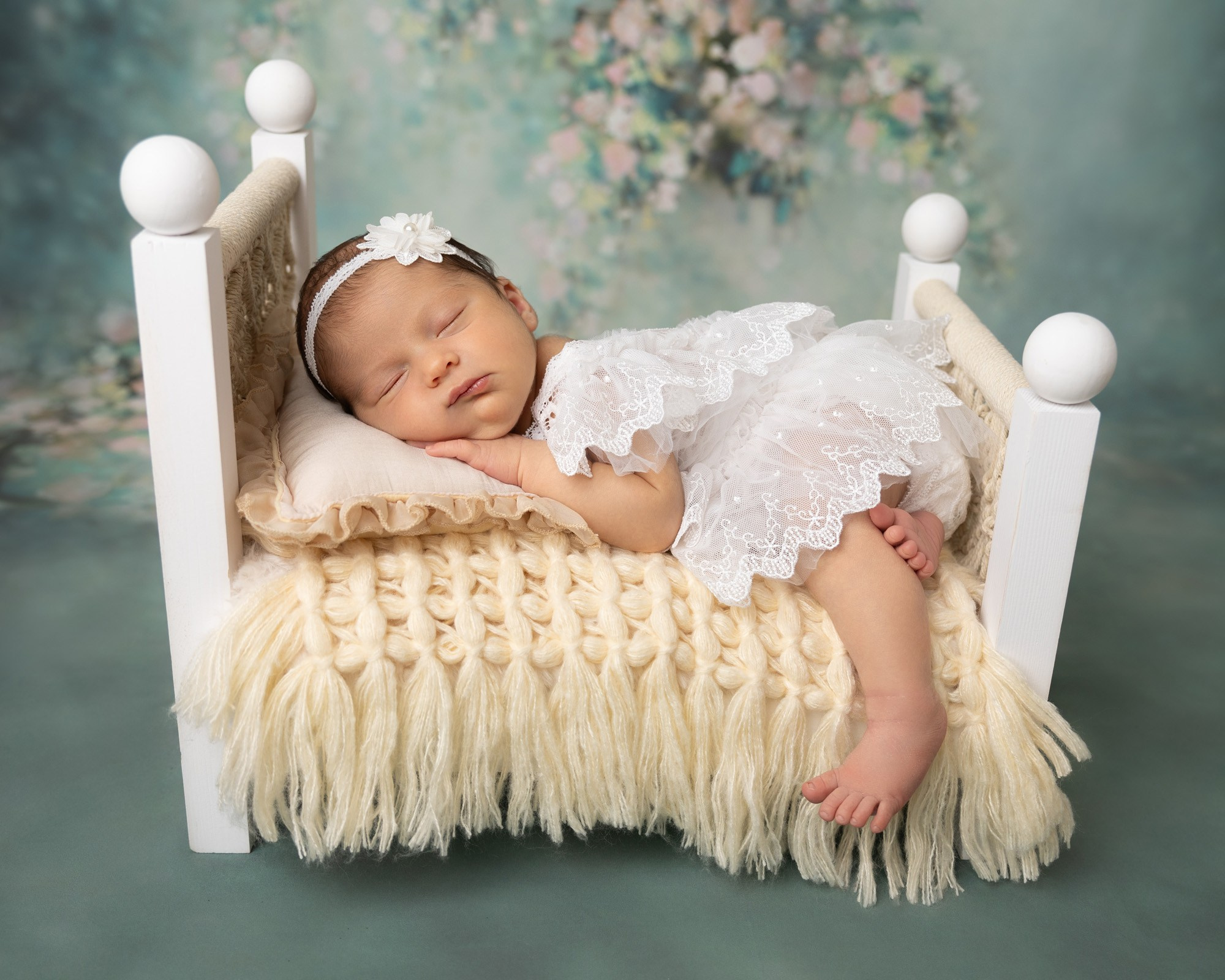 Newborn photographer in Tampa Bay Area, FL