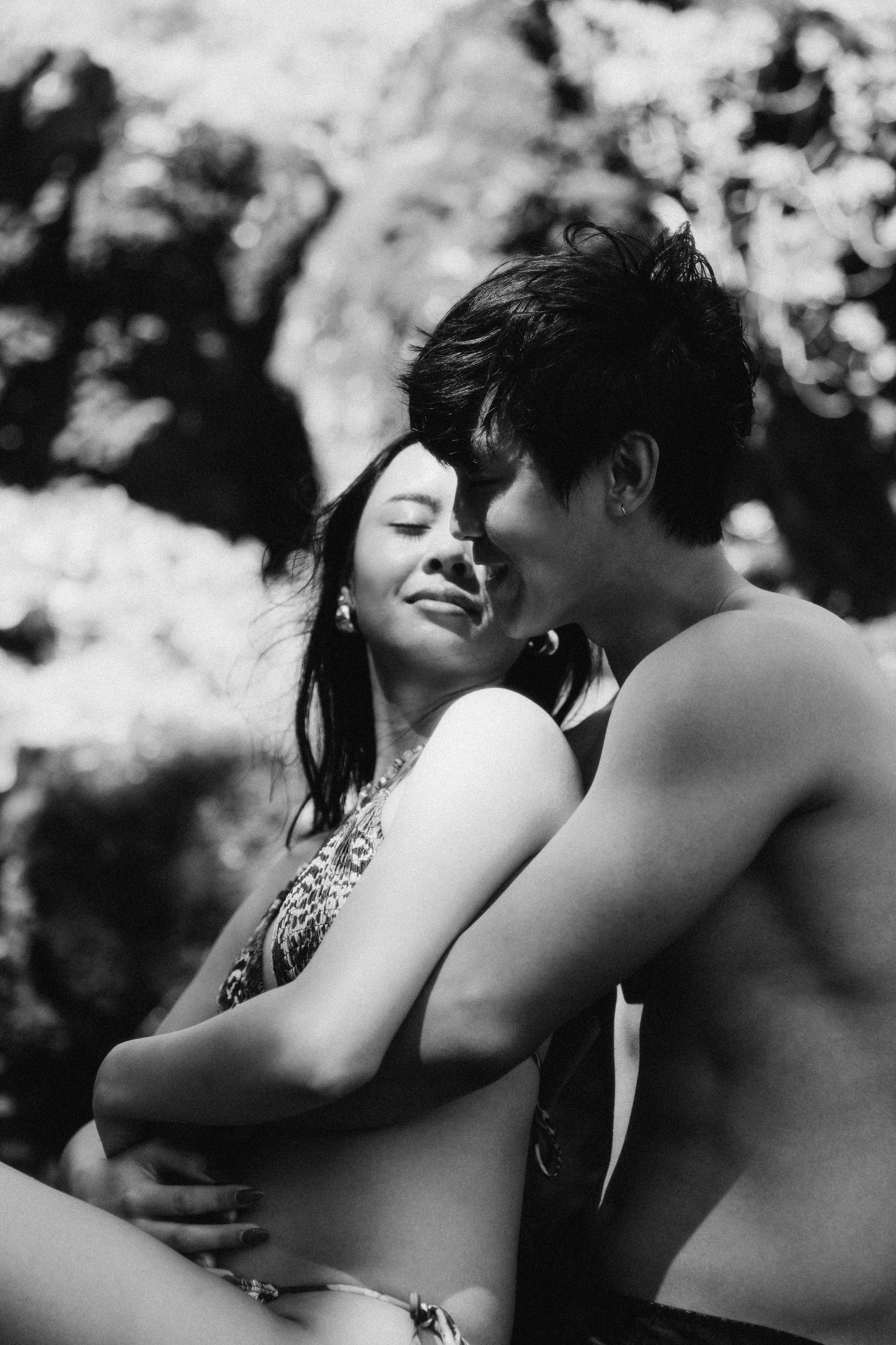 Hawaii Couples & Portrait Photographer | Oahu & Kauai Sessions