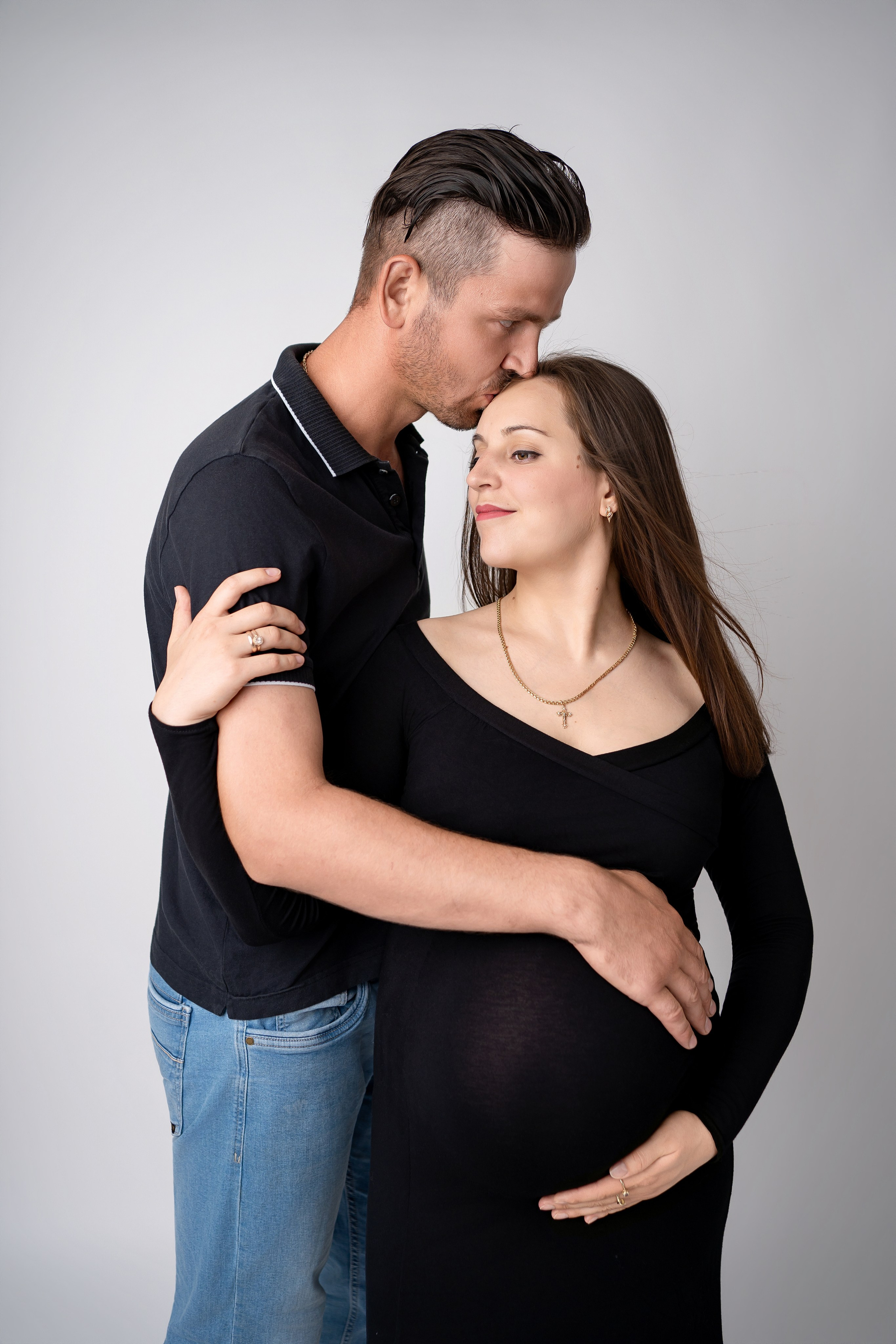 Babybauchshooting in Berlin – Elegant & Natürlich