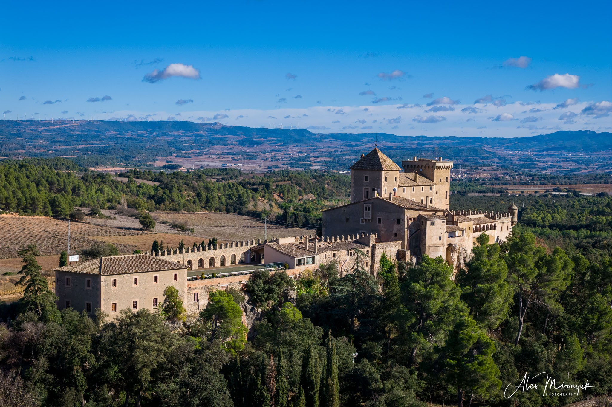 Catalonian Medieval Castles. Pet, Senior, Landscape, portrait studio, photographer in Miami and Sou