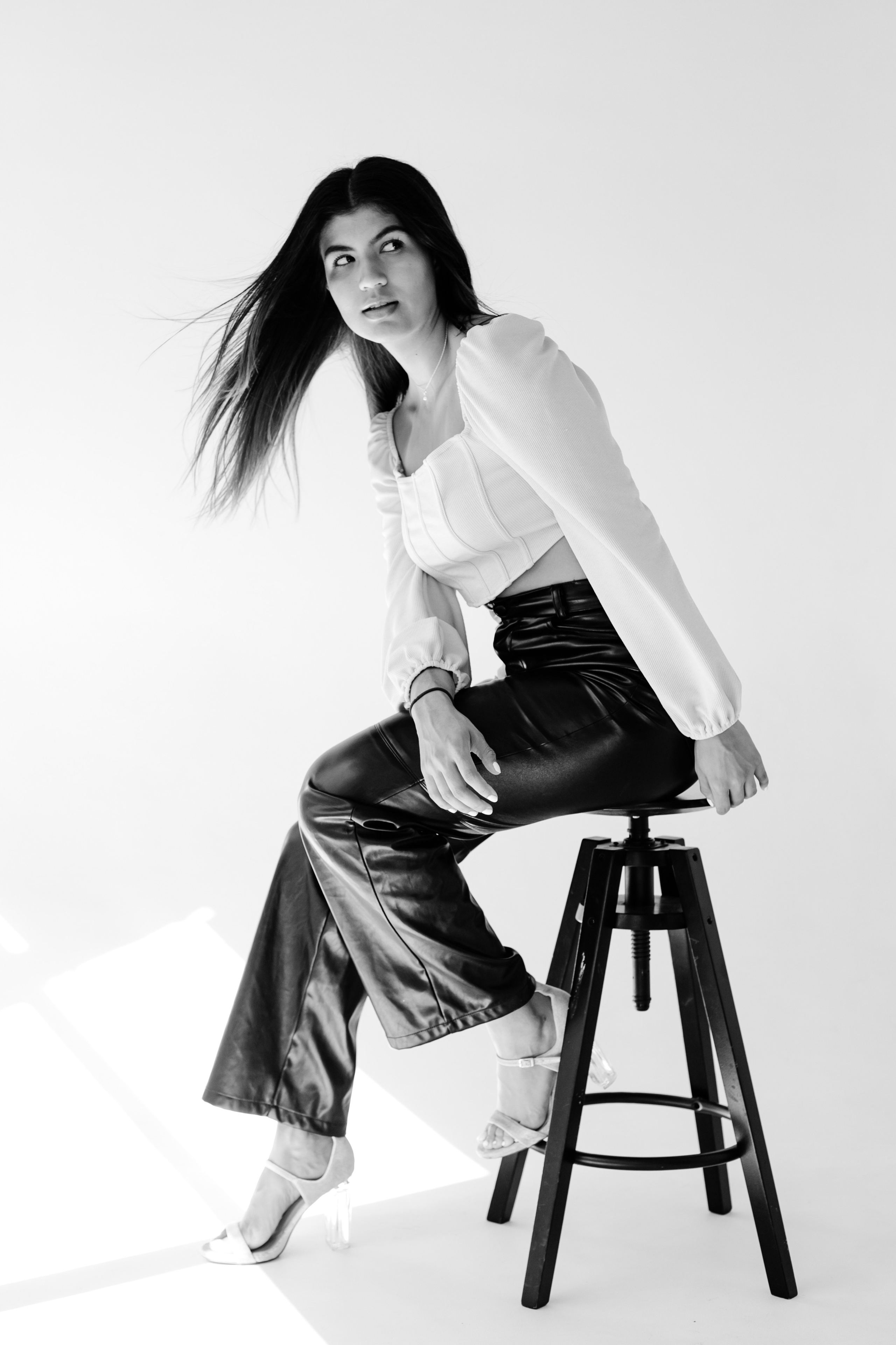 Portrait and graduation photographer Marina Simanava