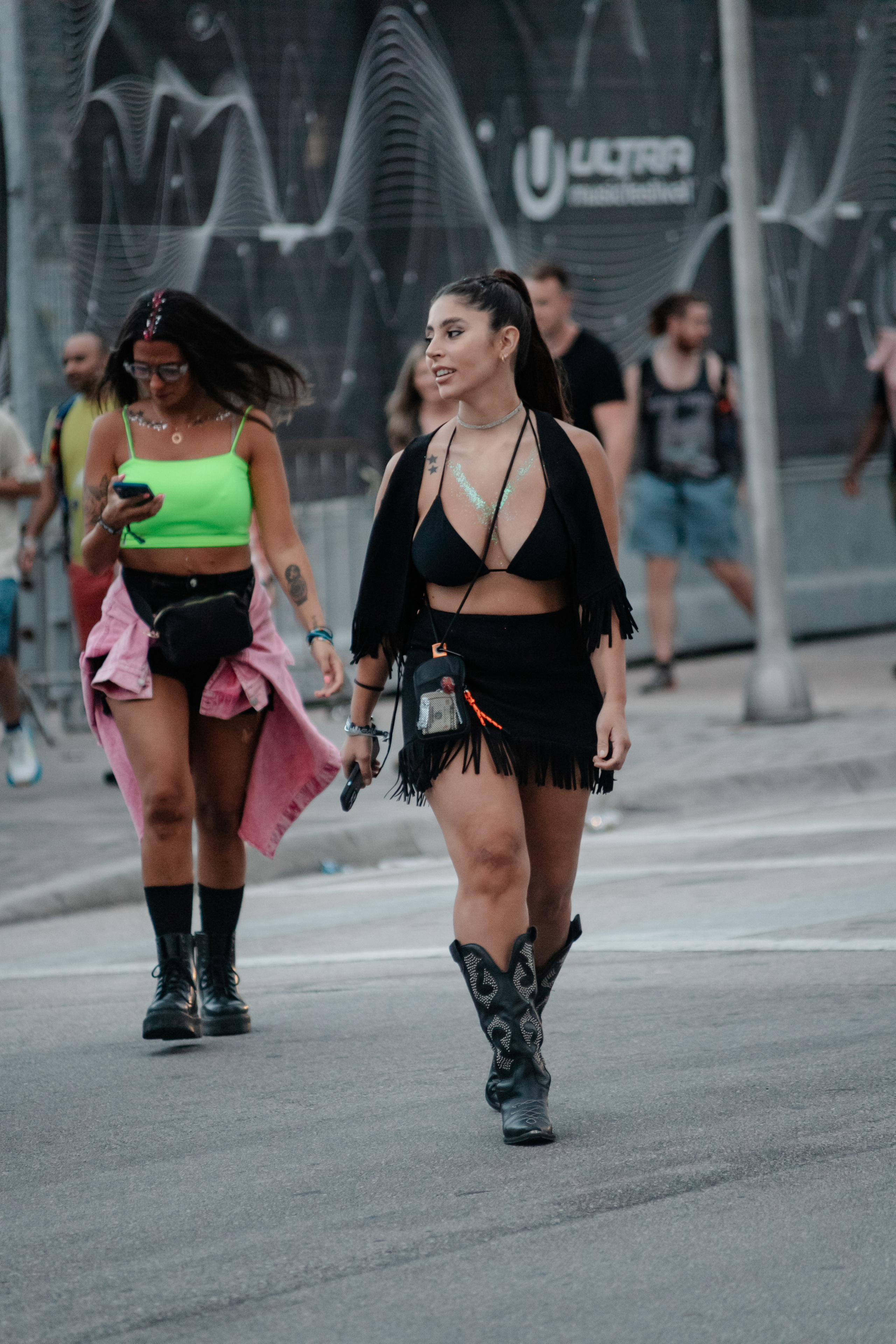 Faces: Ultra Music Festival, Miami 2023. Portrait and graduation photographer Marina Simanava