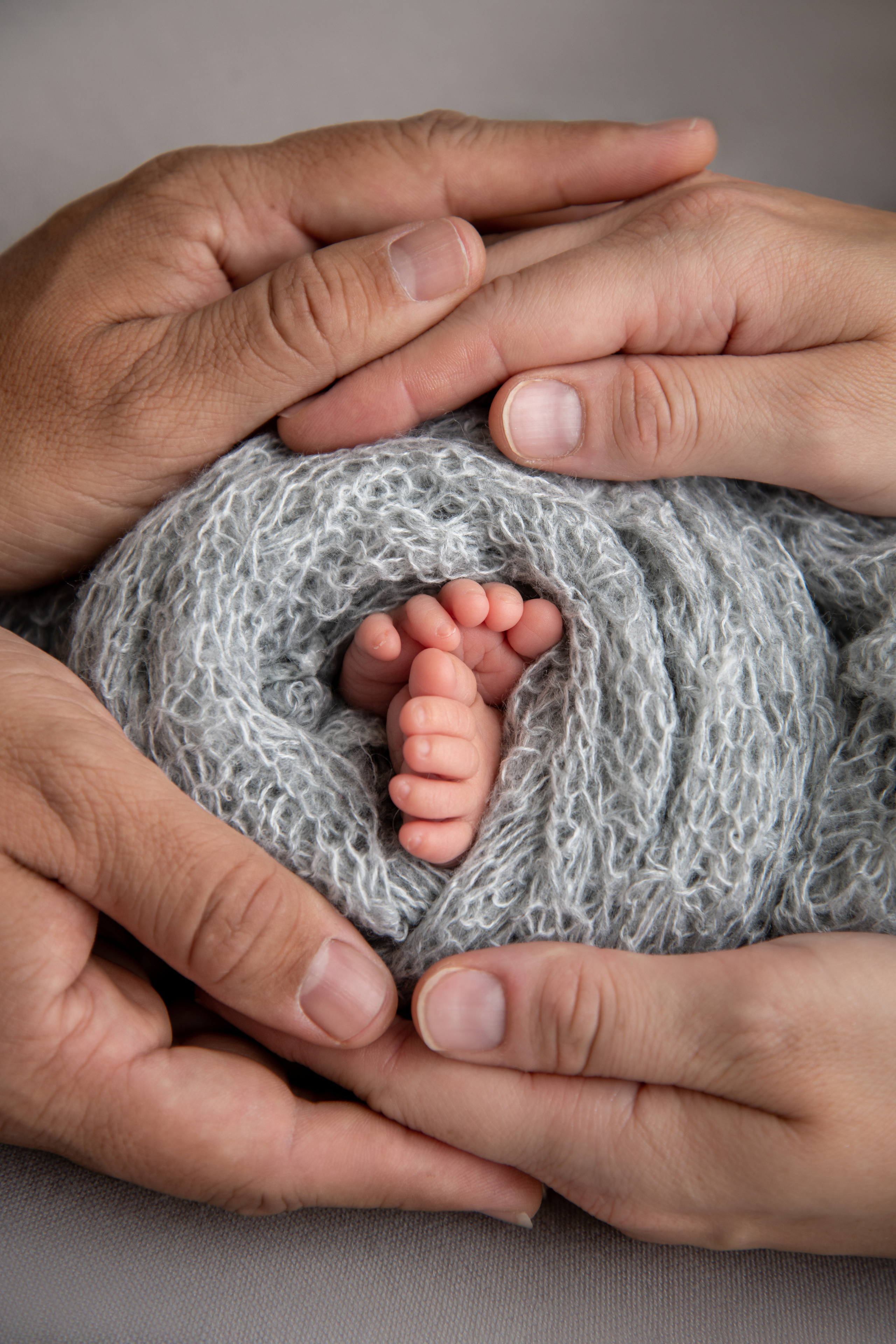 Newborn photoshoot for baby girl. Newborn photographer Sacramento
