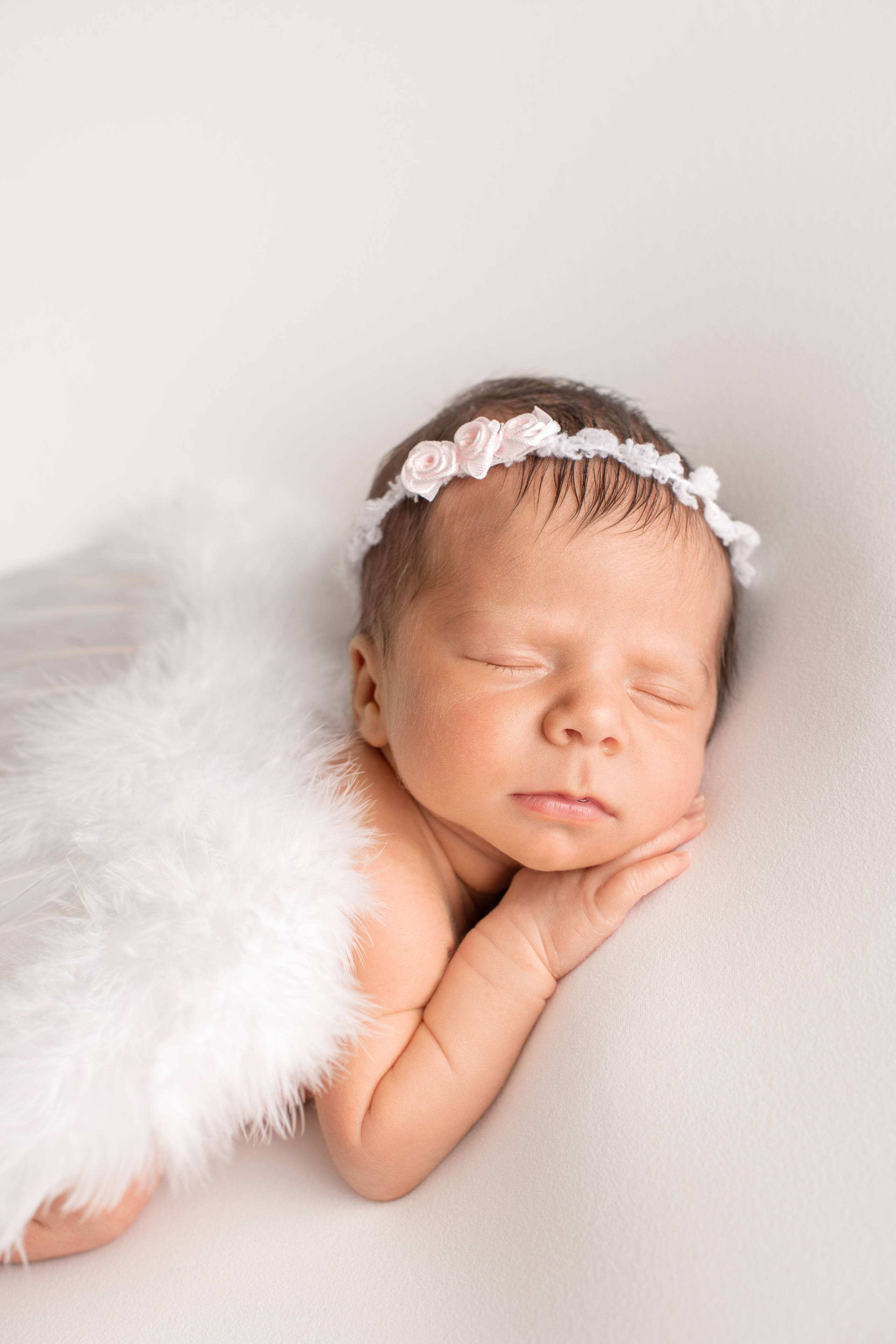 Newborn photoshoot baby 9 days old. Newborn photographer Sacramento