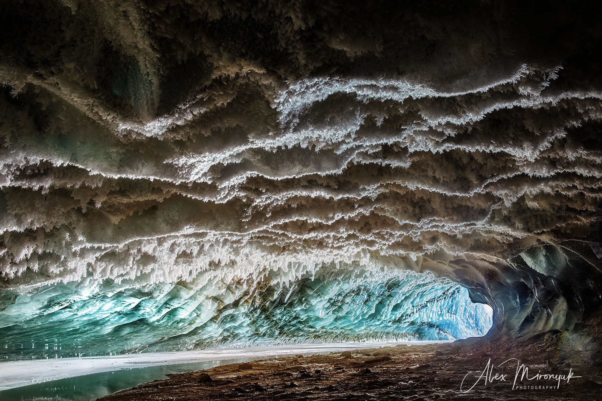 Ice Caves Adventure. Pet, Senior, Landscape, portrait studio, photographer in Miami and Sou