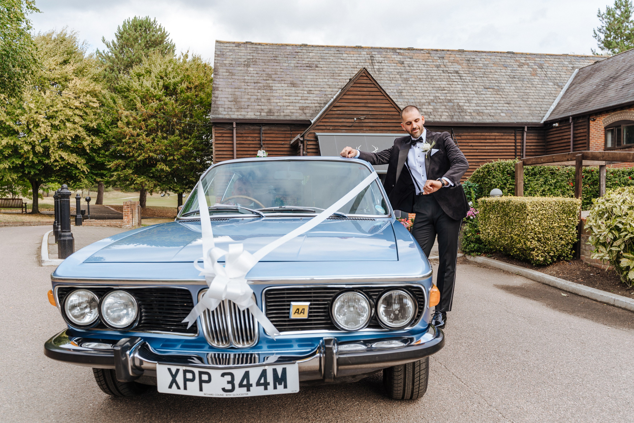 Wedding at Essendon Country Club. Photographer in England Ekaterina Romanova