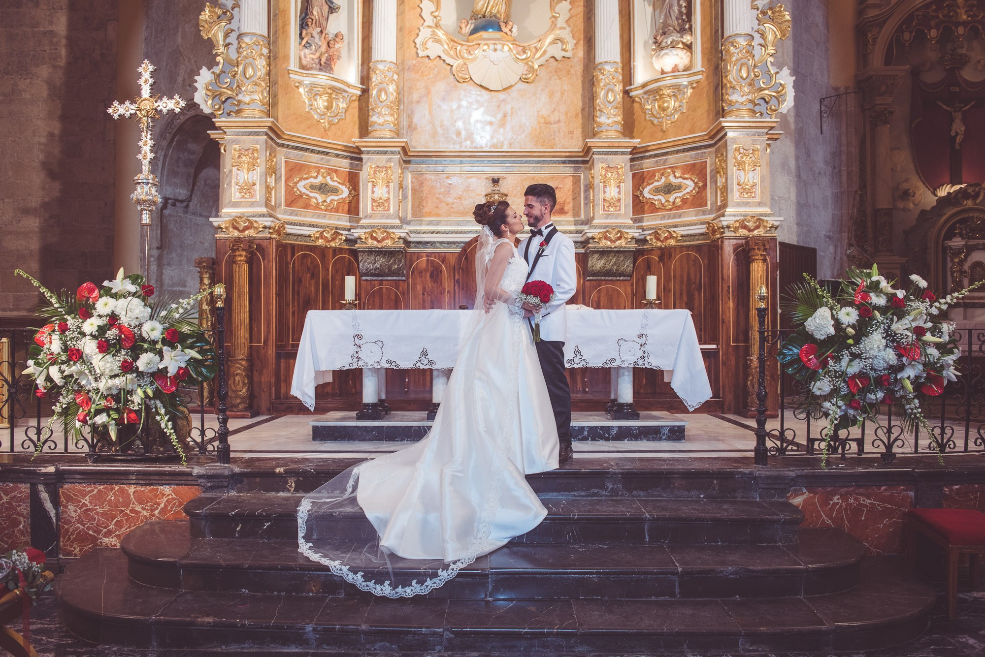 Boda de Héctor y Sheila · Templo del Salvador, Requena · Javier Poveda