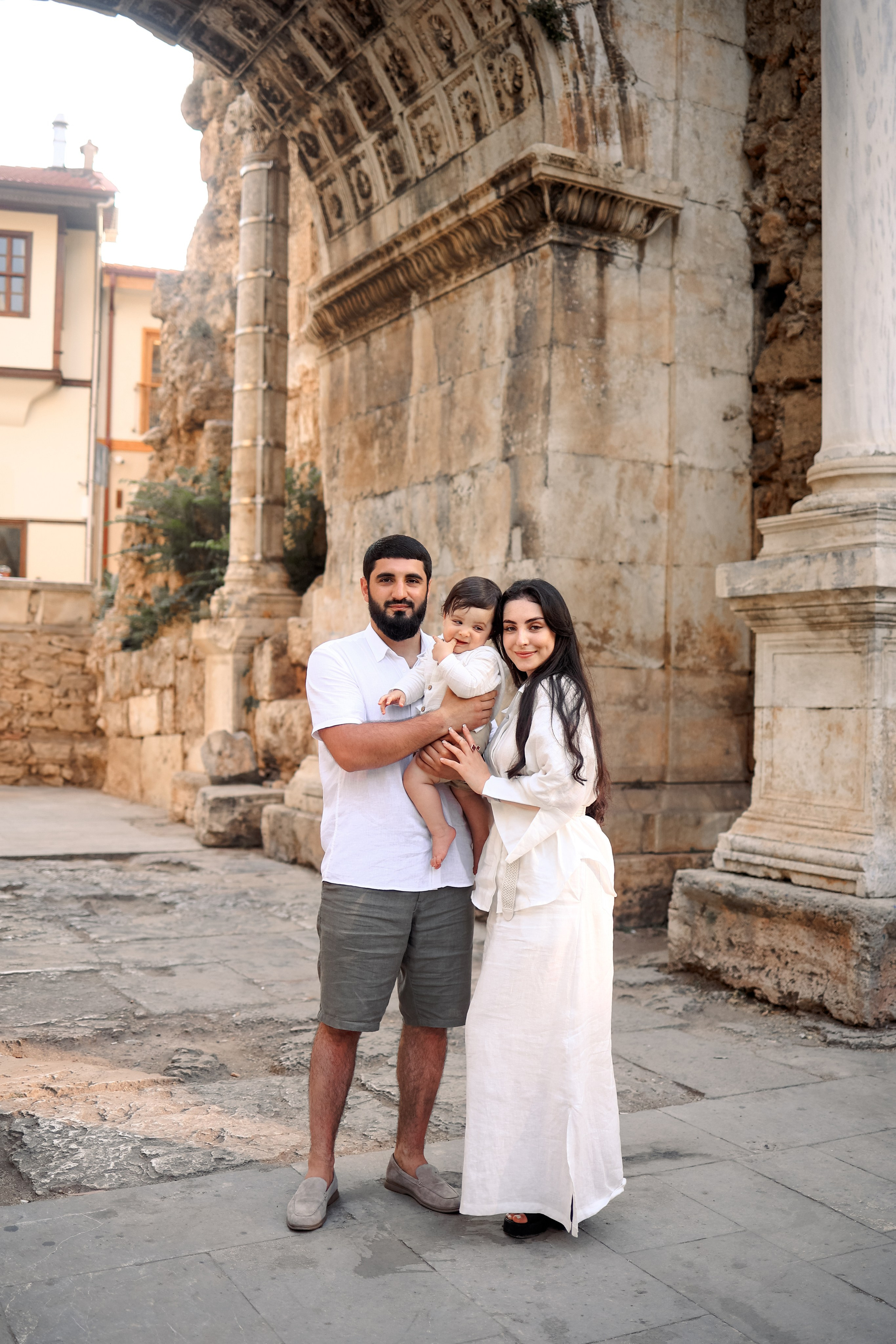 Photoshooting in old town of Antalya. Photographer in Turkey, Antalya, Kemer, Belek, Side, Kas, Fethiye