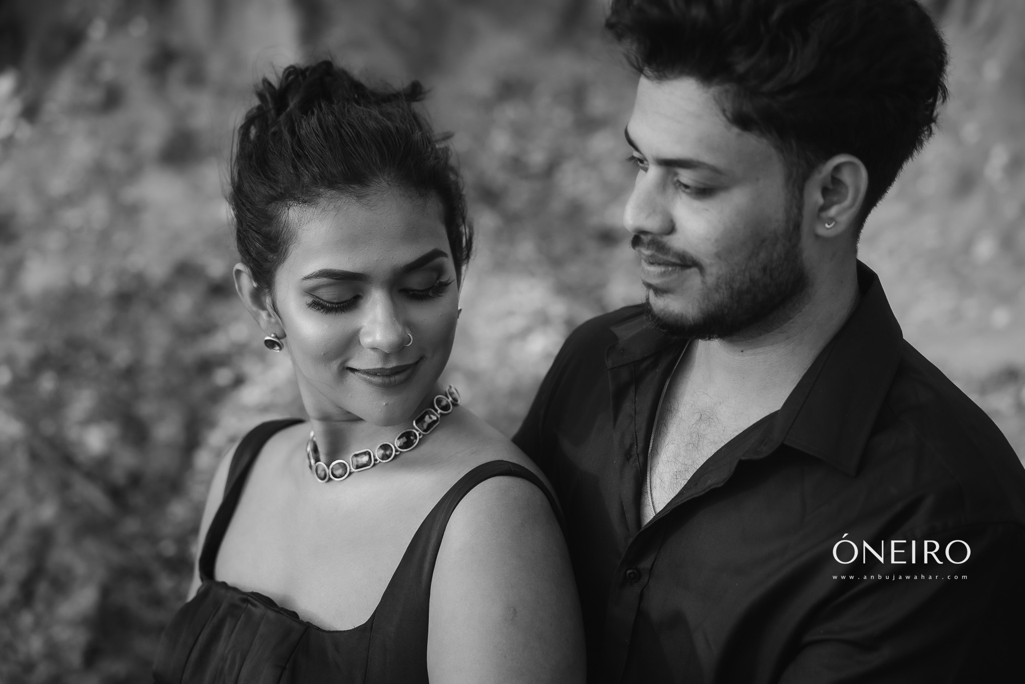 Pre wedding photography: Doric Bungalow in Arippu, Mannar, Sri Lanka