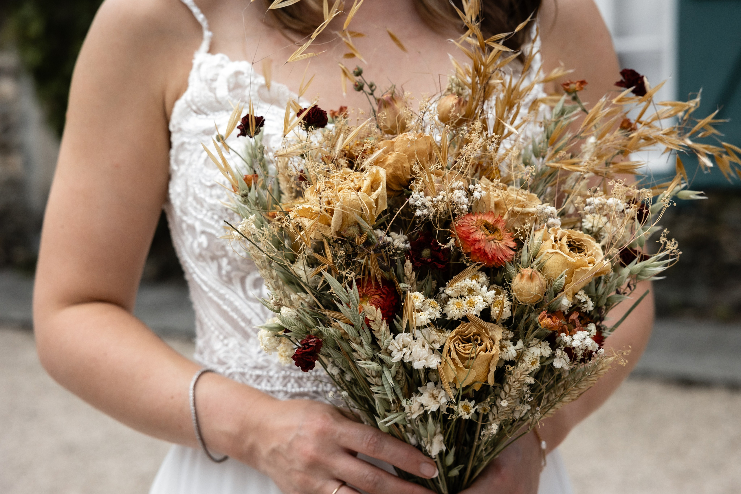 Rachel et Giles. Photo de mariage au Château de Saint-Martory. Eugénie Smirnova — photographe à Toulouse et dans le sud-ouest de la France