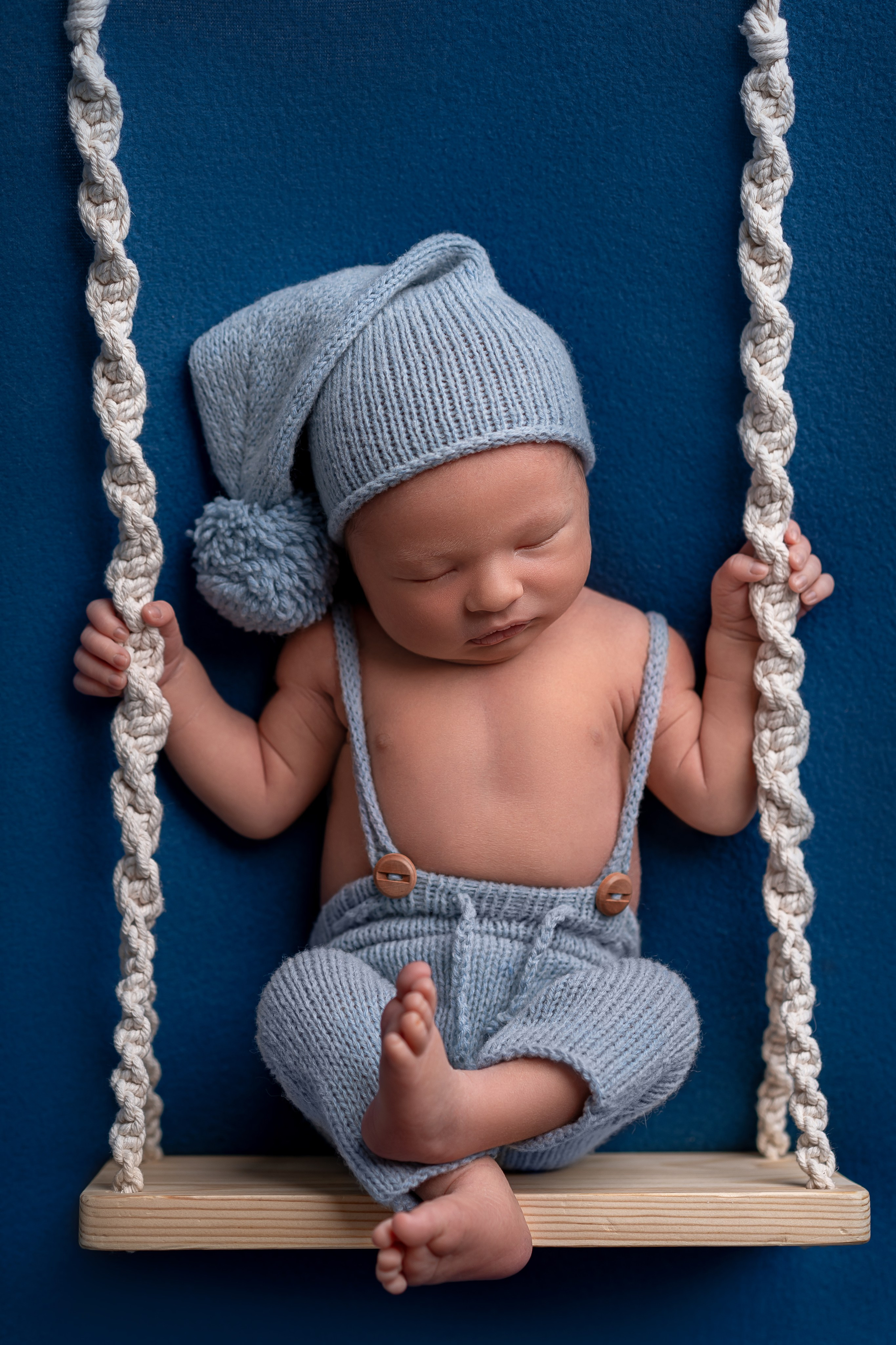 Neugeborenenfotos in Berlin – Studio oder bei Ihnen zu Hause