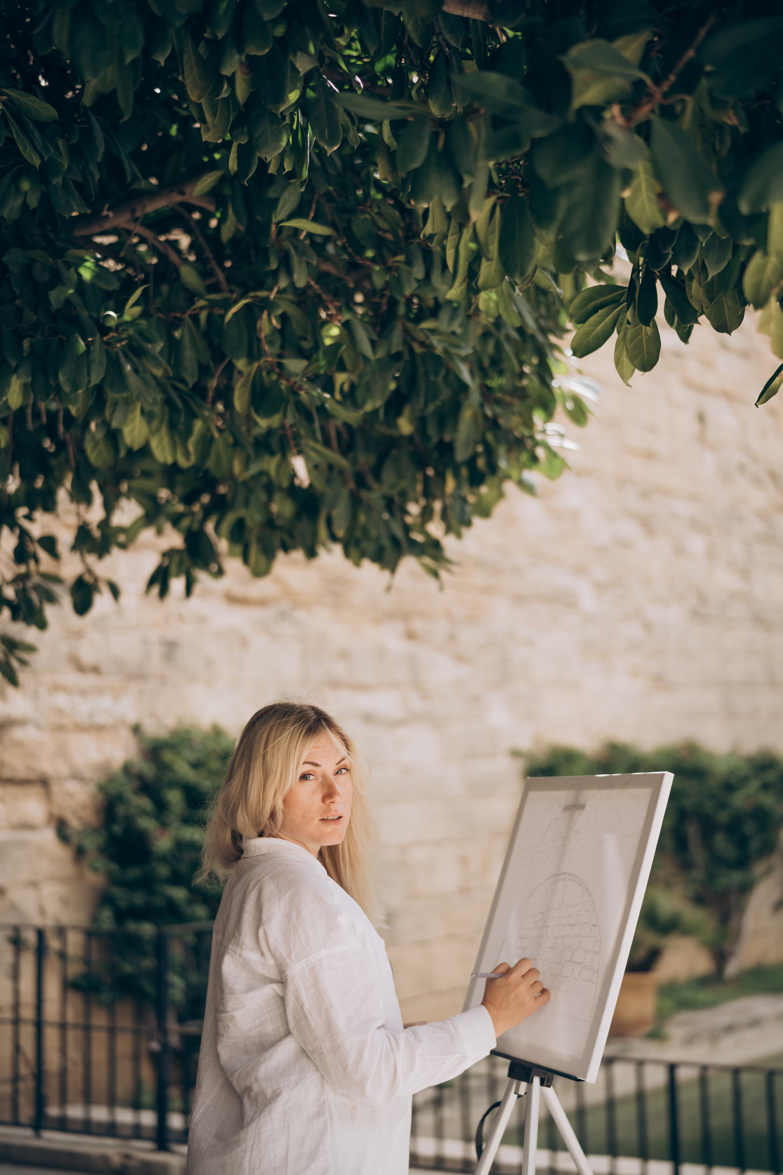 Painter at work. Photographer in Mallorca