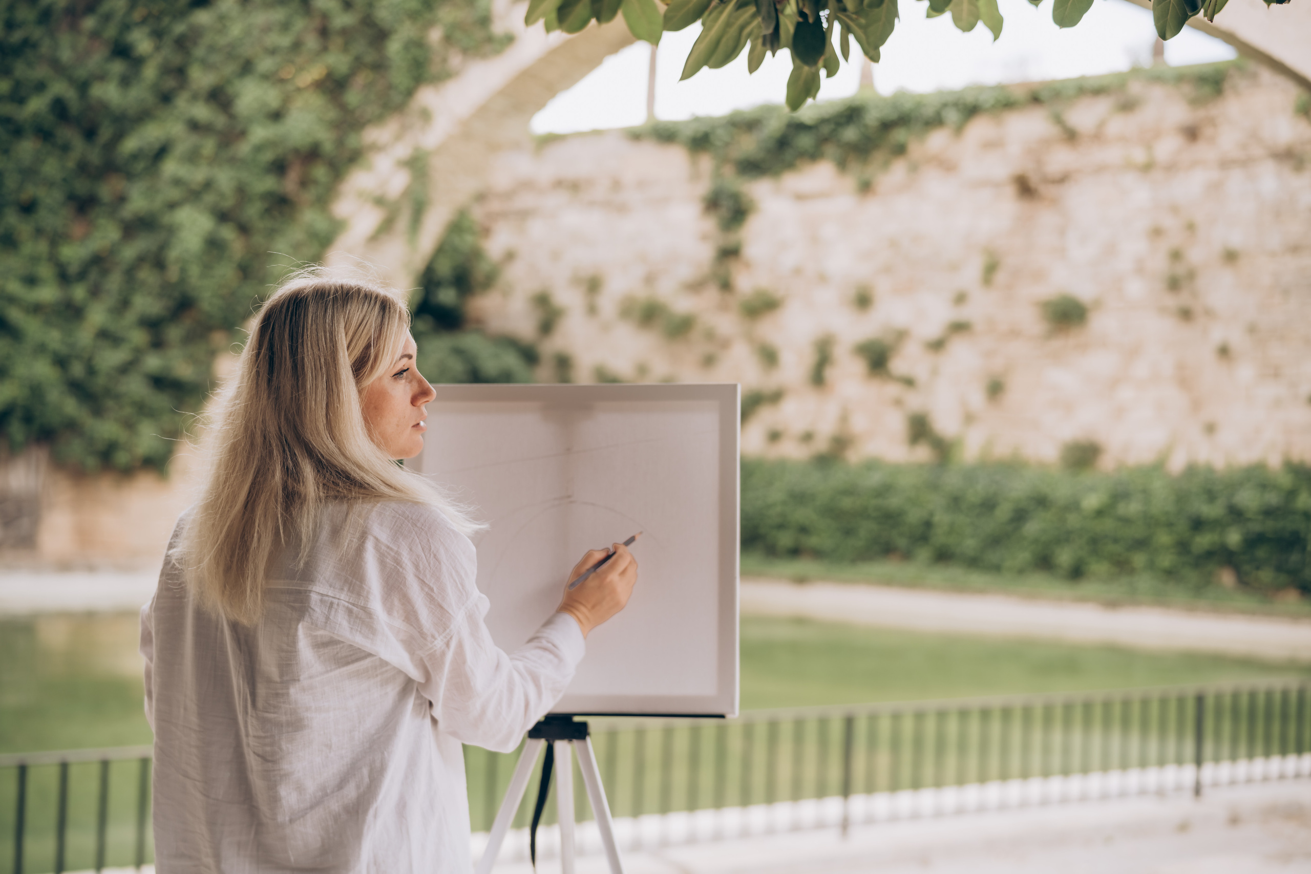 Painter at work. Photographer in Mallorca