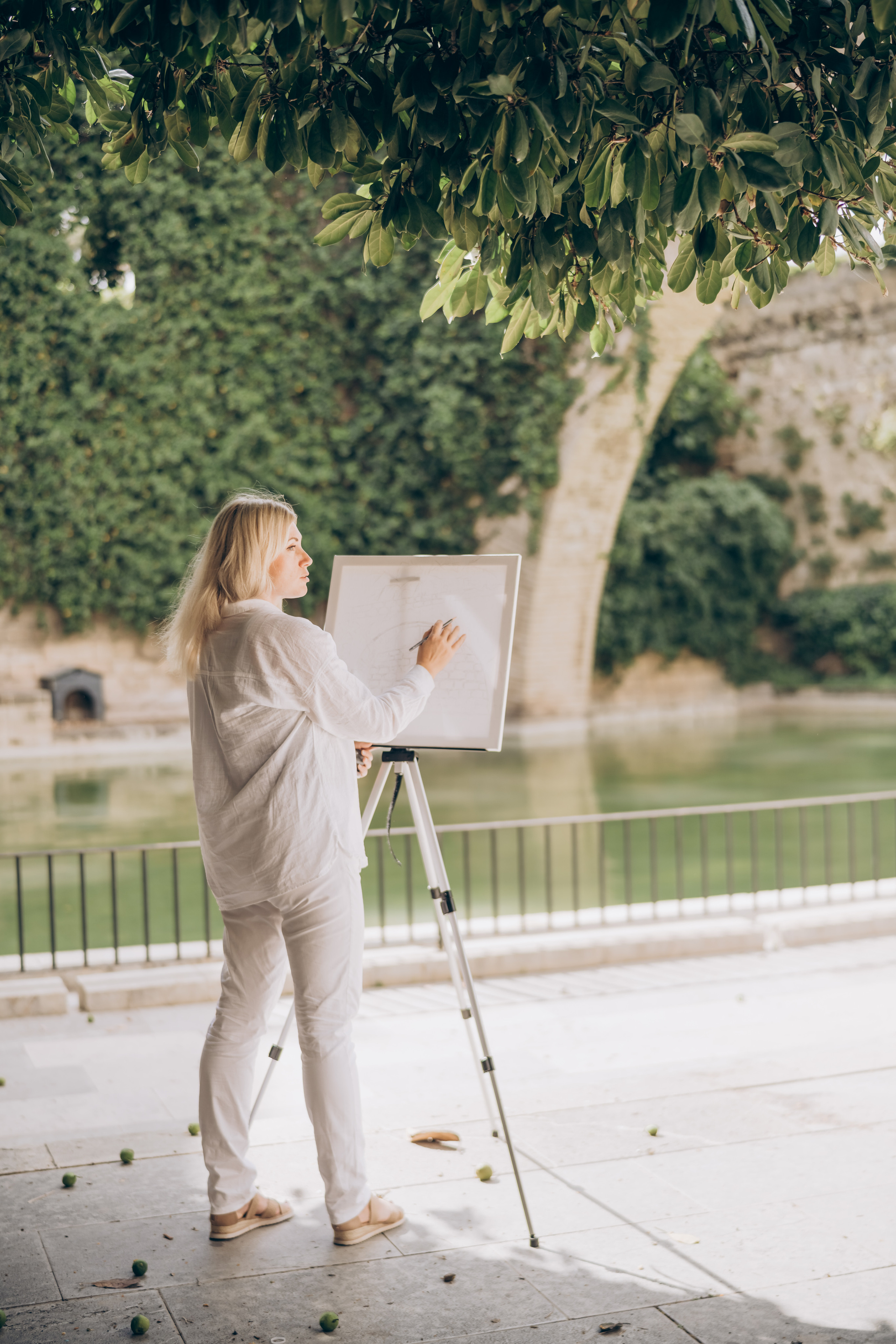 Painter at work. Photographer in Mallorca