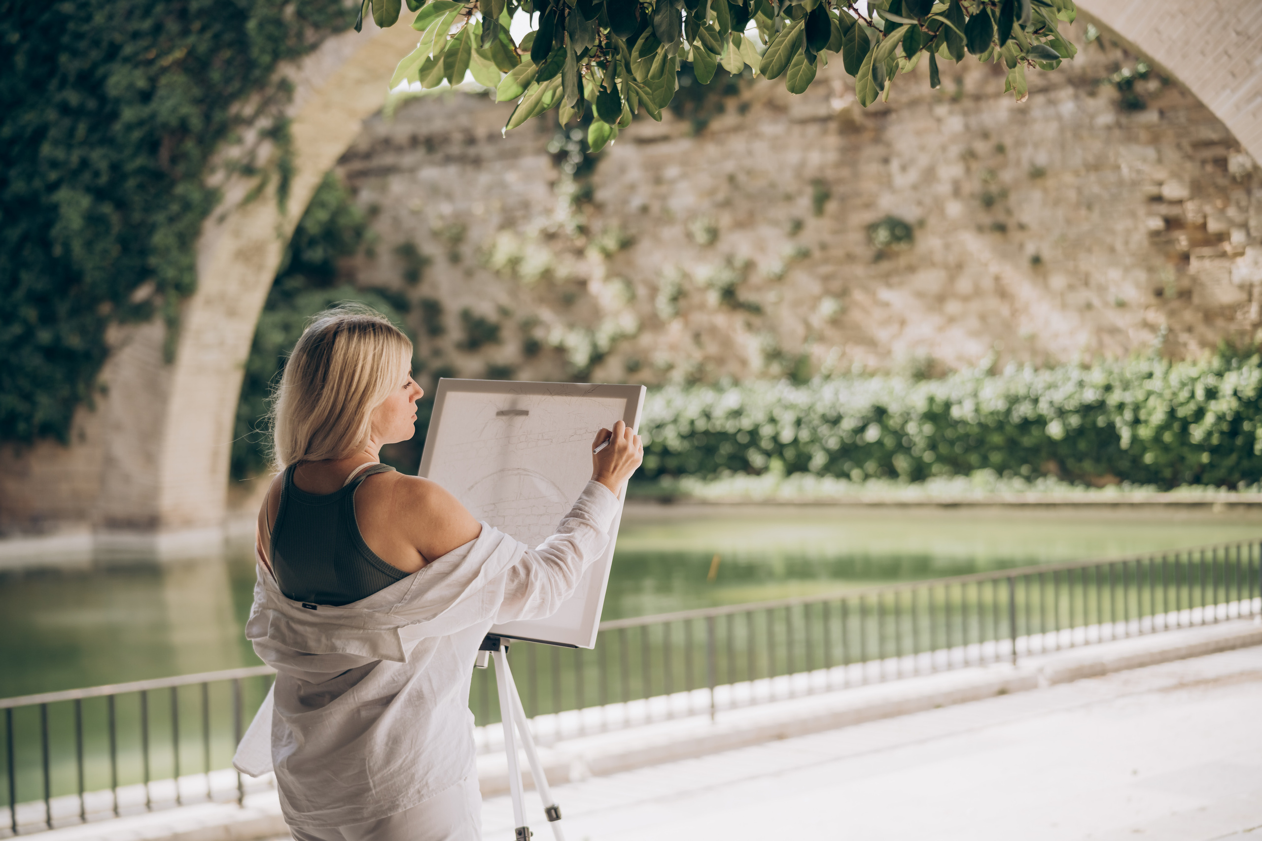 Painter at work. Photographer in Mallorca