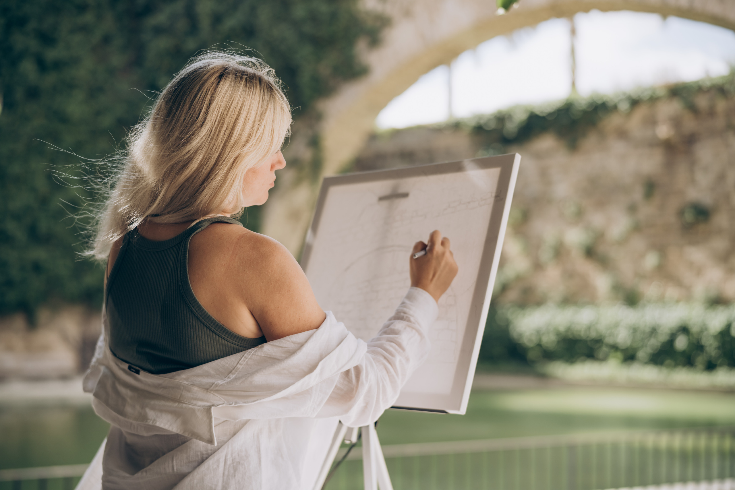 Painter at work. Photographer in Mallorca