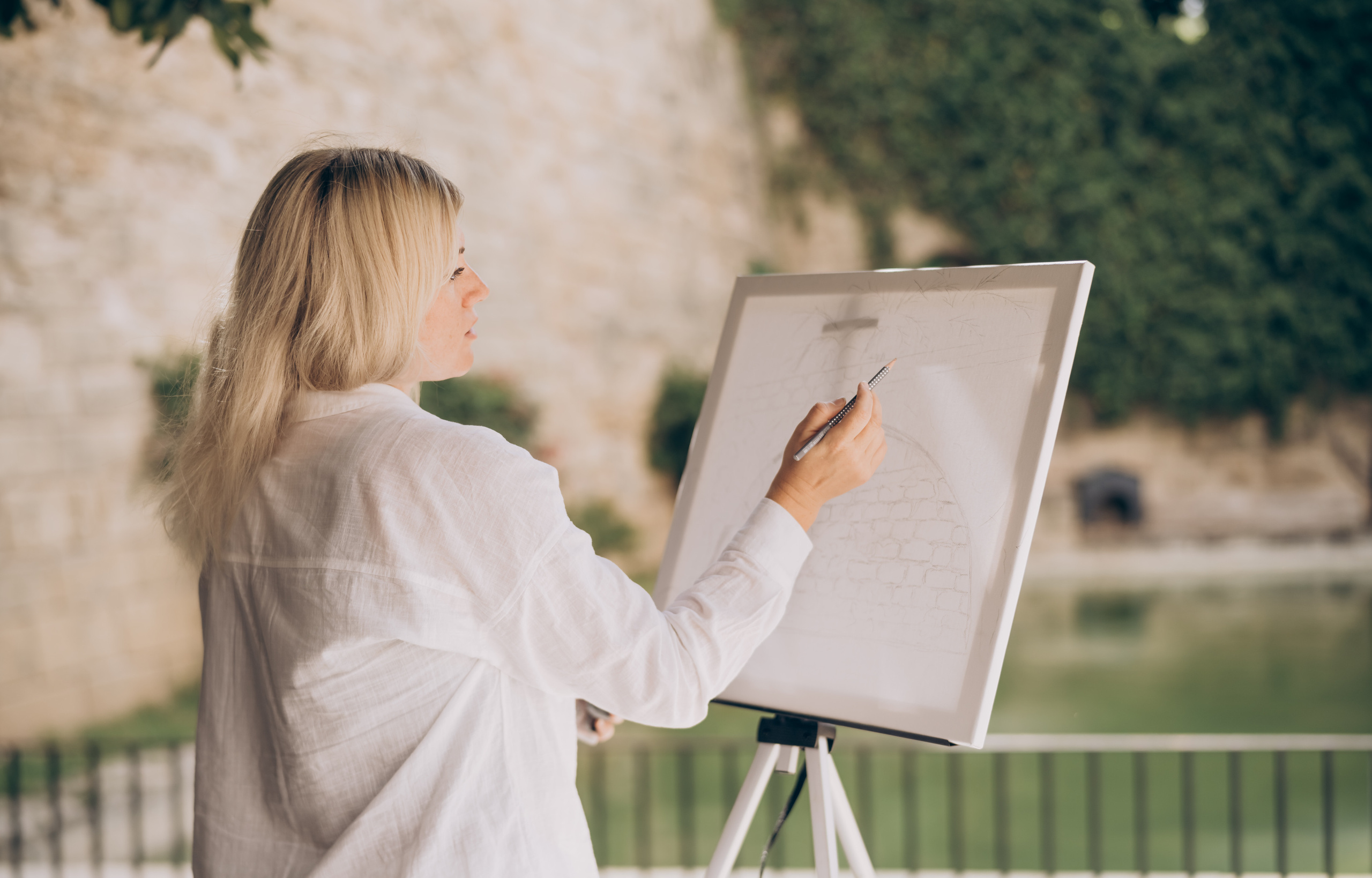 Painter at work. Photographer in Mallorca