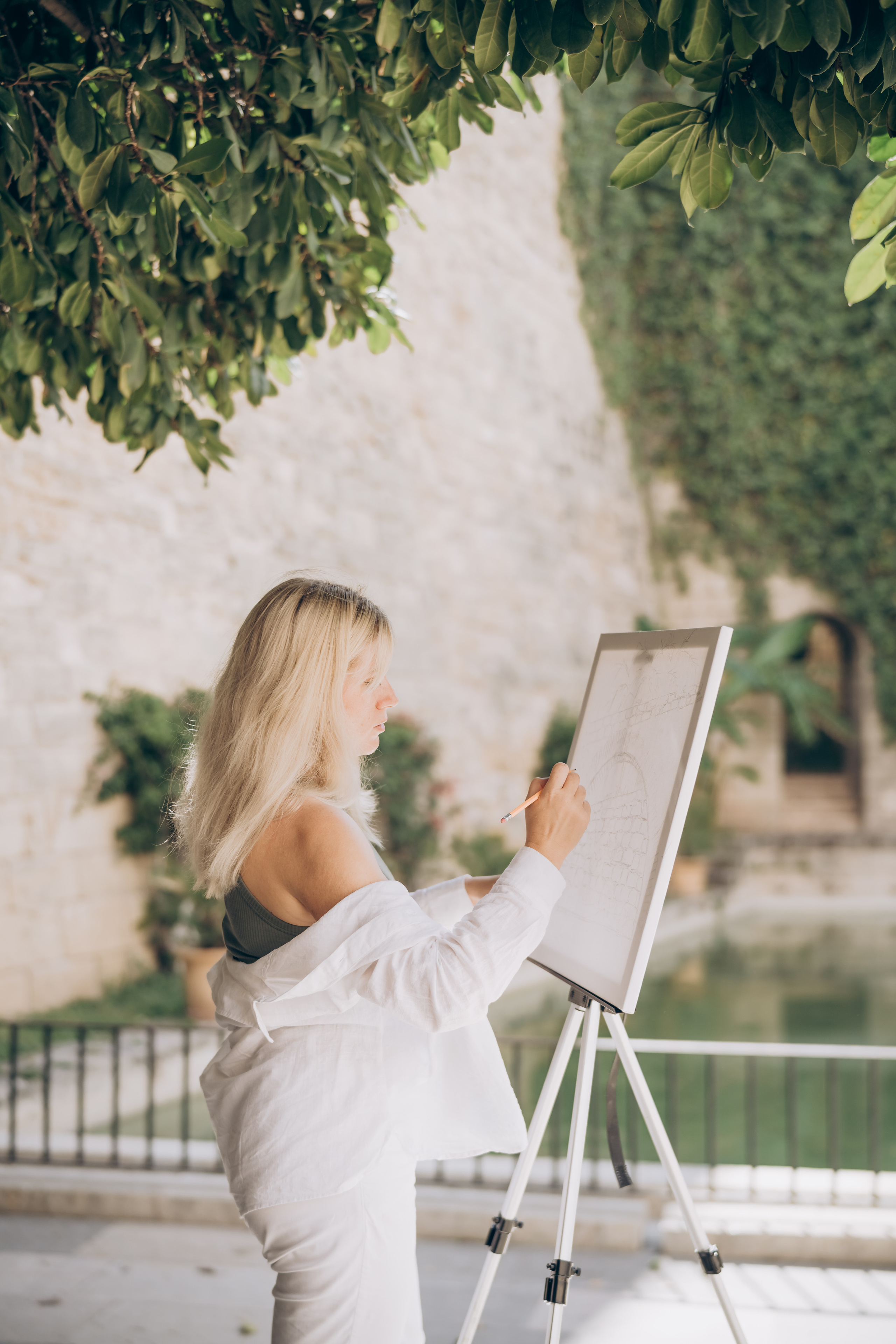 Painter at work. Photographer in Mallorca