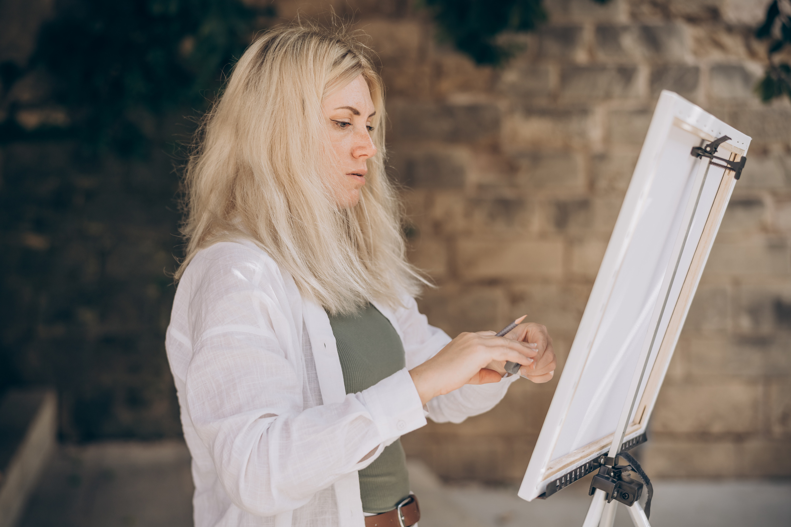 Painter at work. Photographer in Mallorca