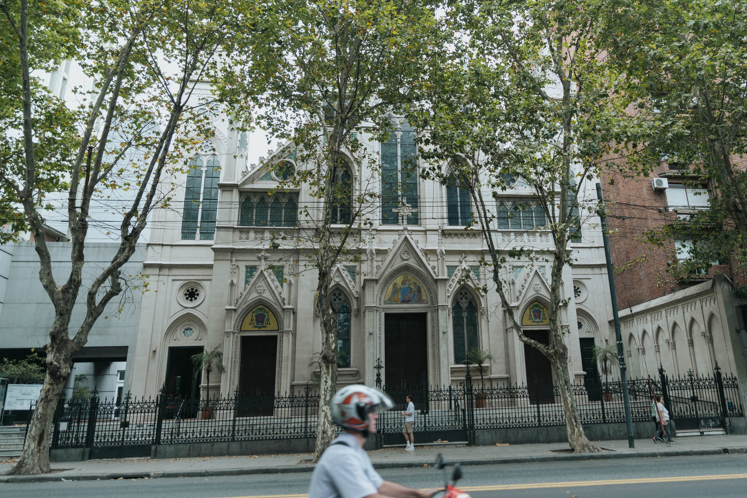 First time. Photographer @elmirkami in the city of Buenos Aires