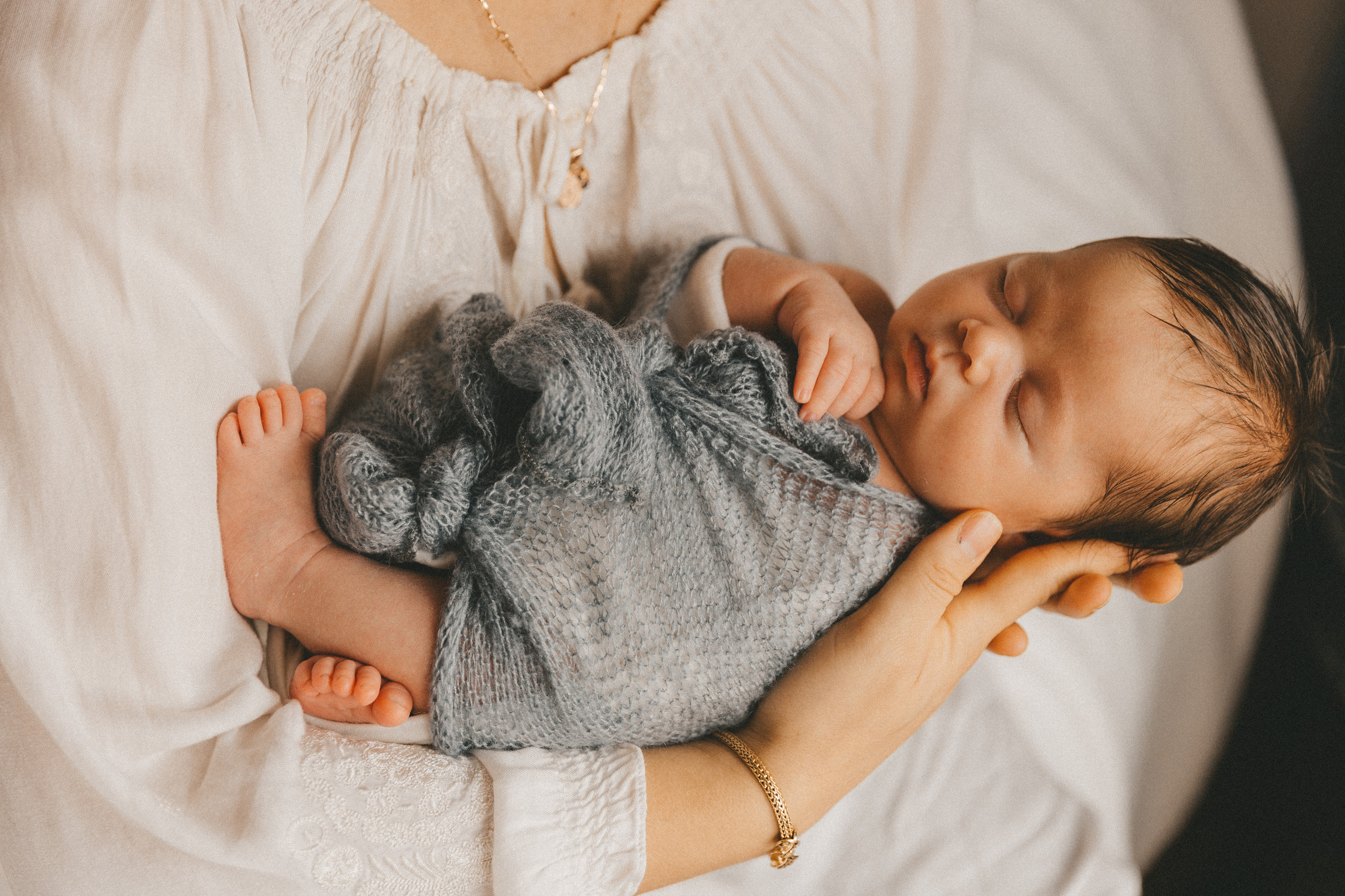 Lifestyle Newborn Session. Professional Photography in Austin, TX — Family, Newborn, Maternity