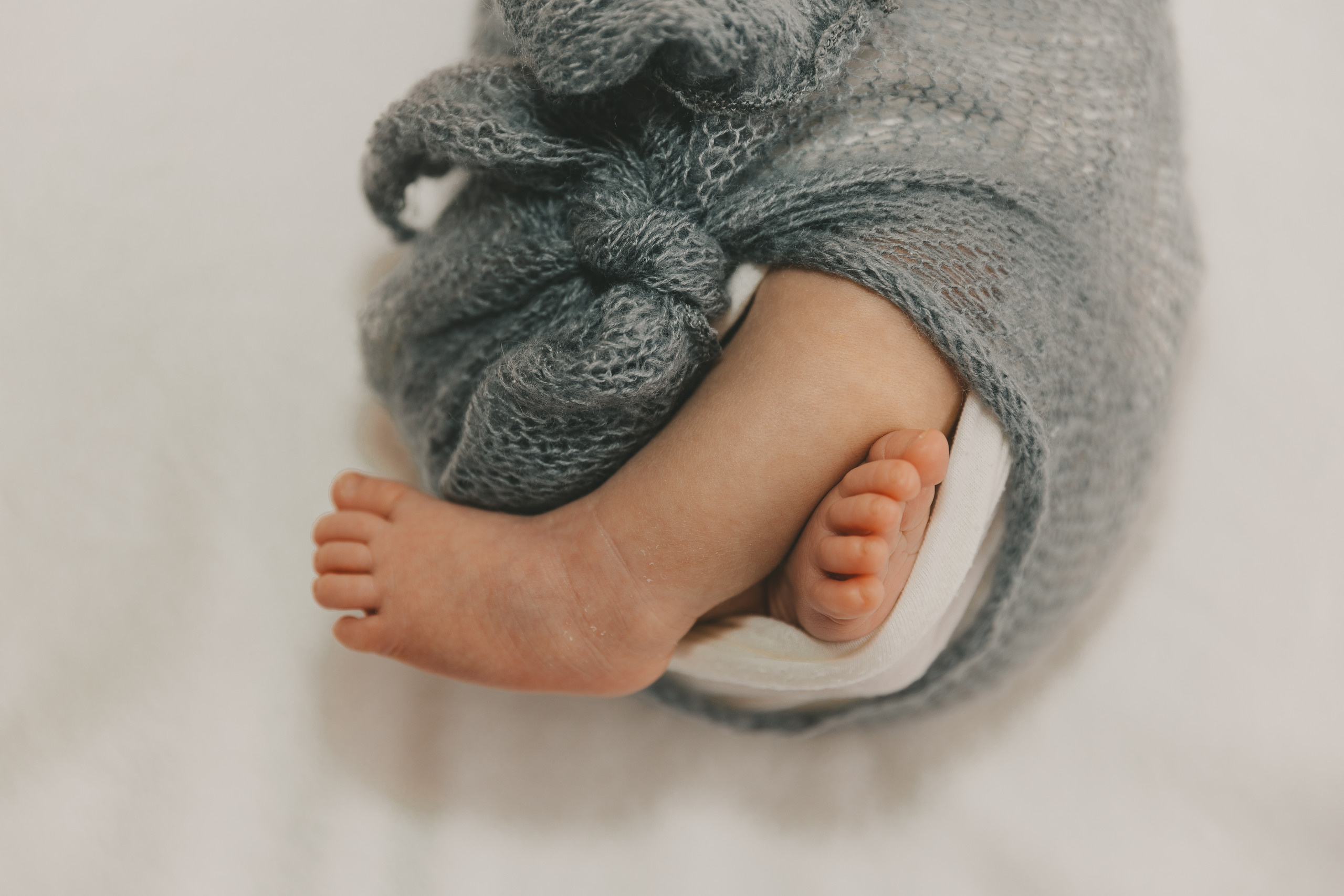 Lifestyle Newborn Session. Professional Photography in Austin, TX — Family, Newborn, Maternity