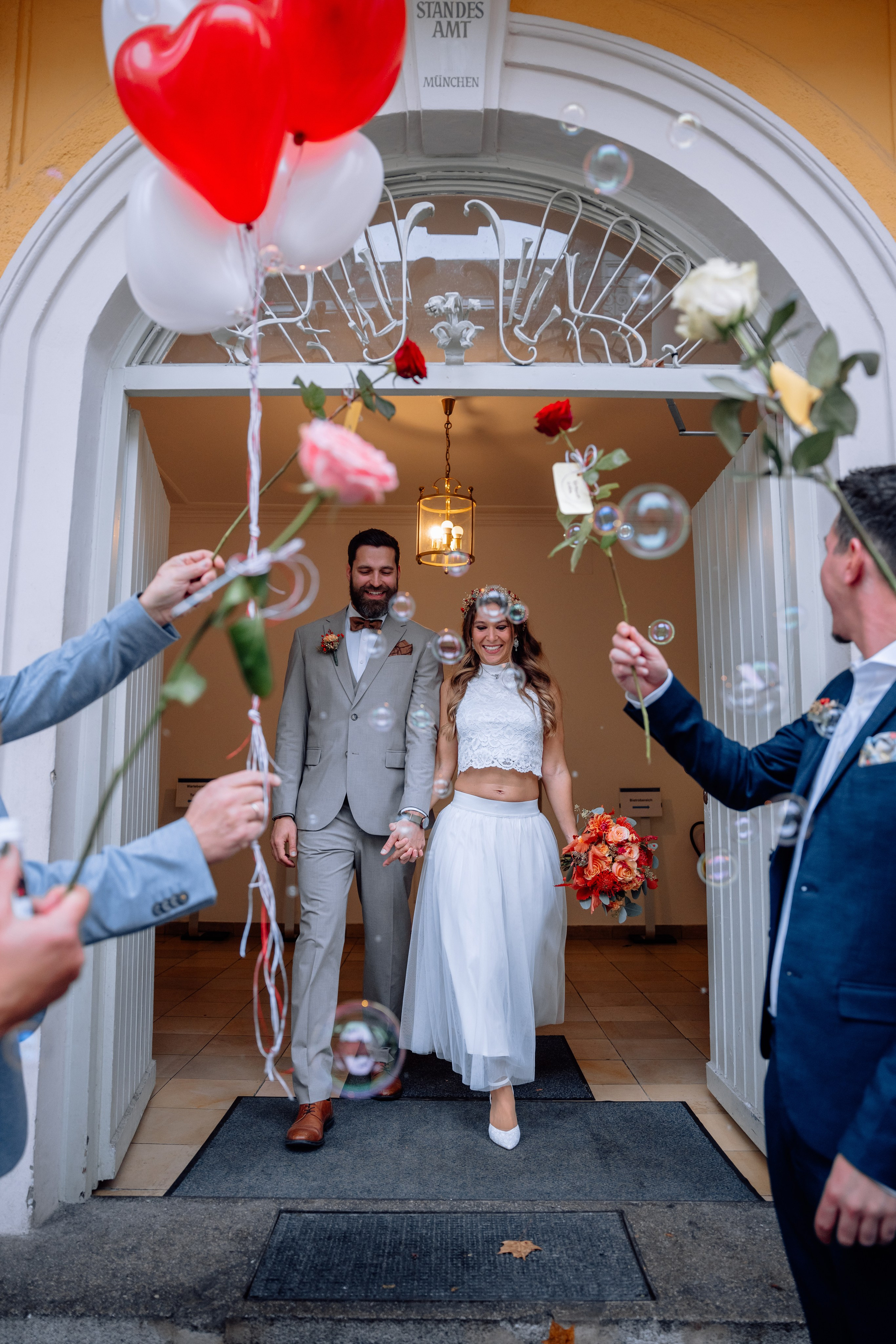 Herbsthochzeit im Standesamt Schwabing. Hochzeitsfotograf München Taufe Familienfotograf Tanja Mauke