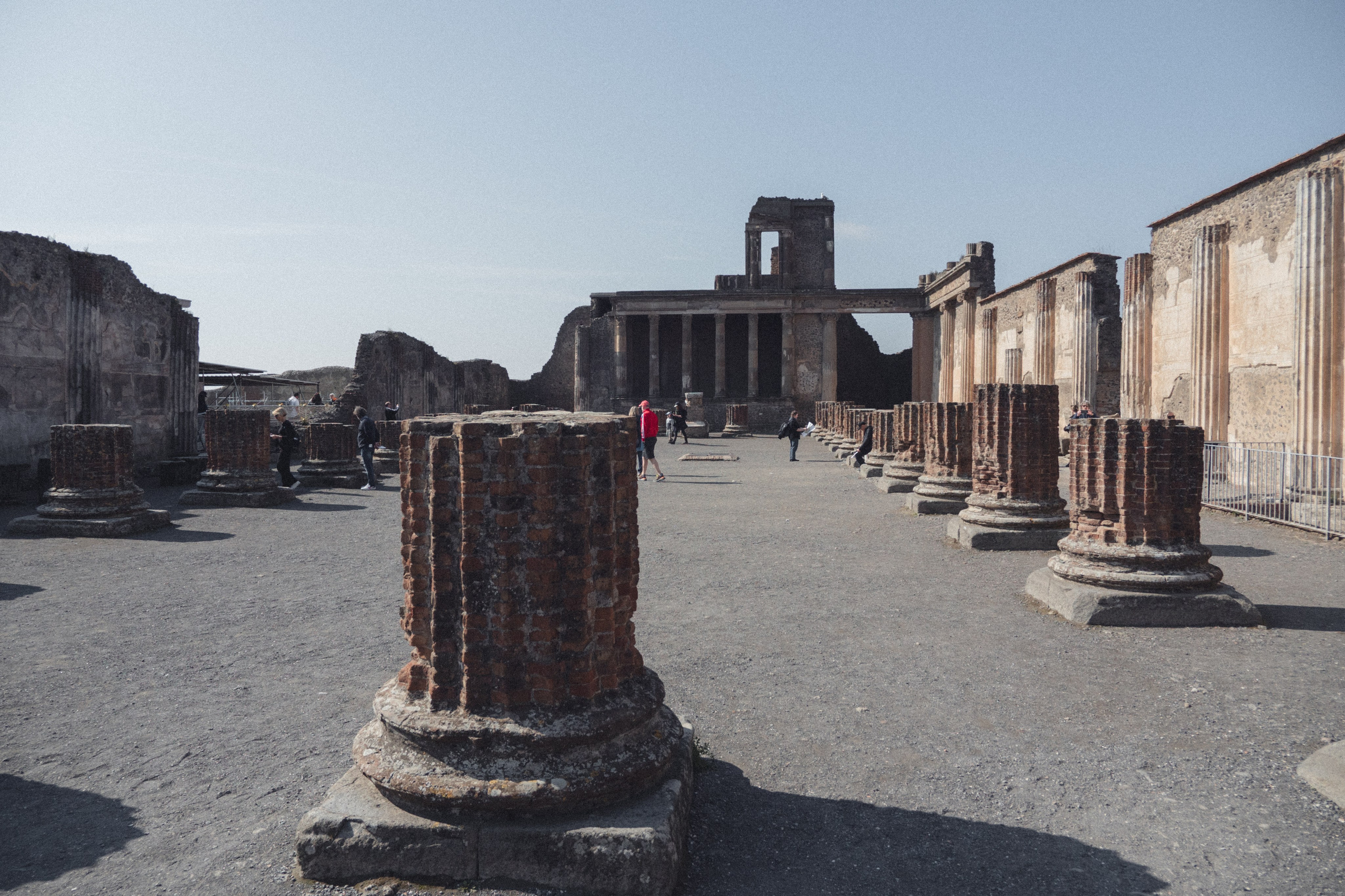 Pompeii. Photographe sur Cote d’Azur. Portraits de familles, couples, enfants, événements
