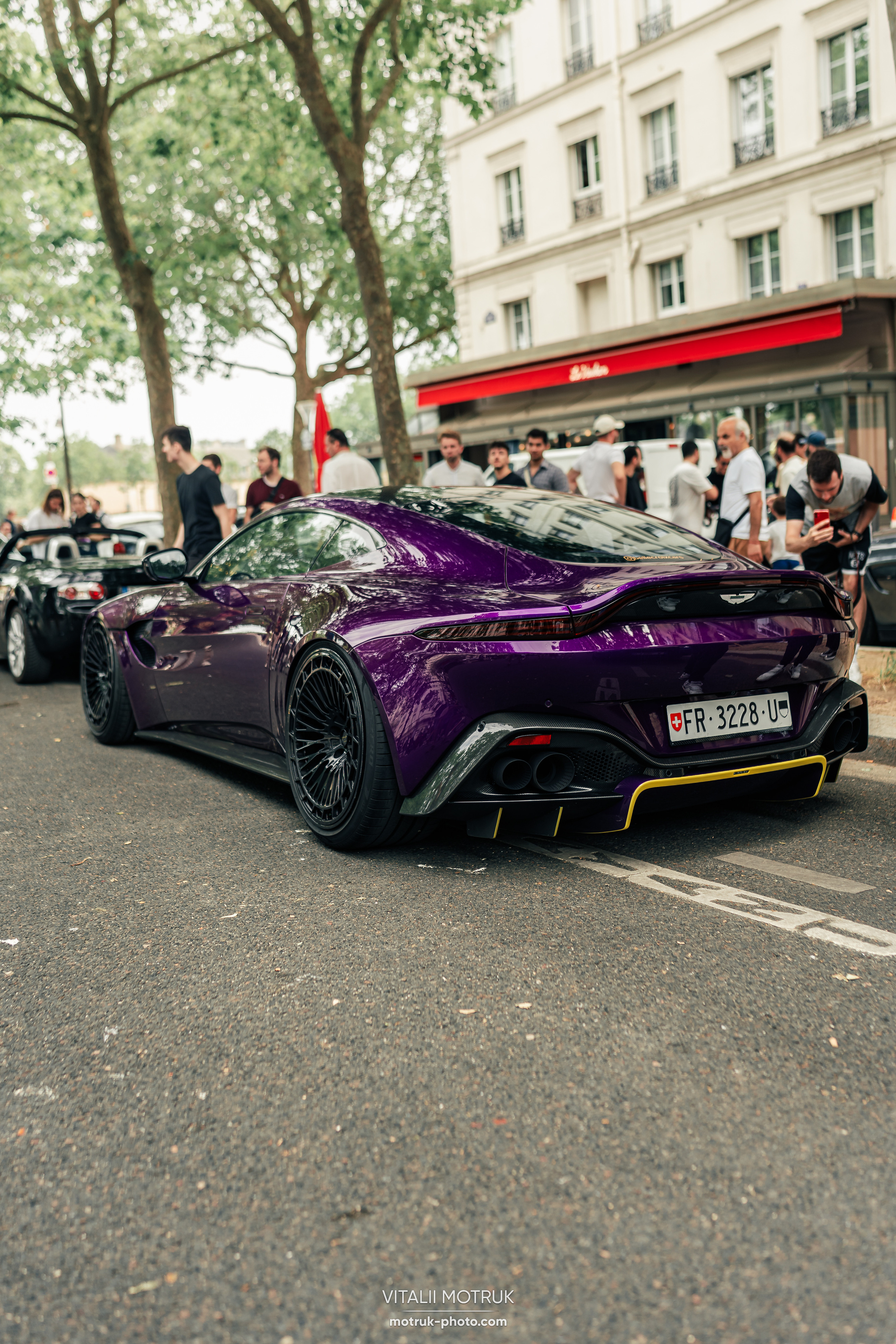 Place Vauban 18 juin. Photographer in Paris — Vitalii Motruk