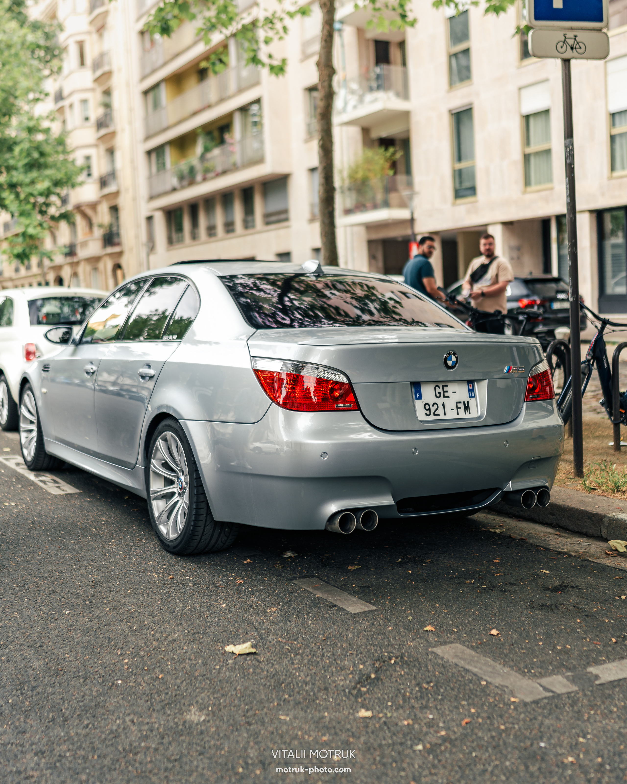 Place Vauban 18 juin. Photographer in Paris — Vitalii Motruk