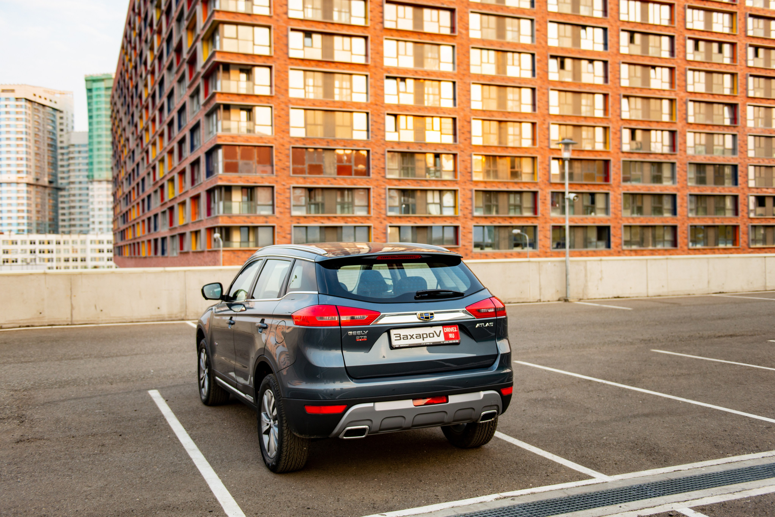 Фотосъемка автомобиля Geely Atlas. ФОТОГРАФ МЕКСИКА КИНТАНА-РОО