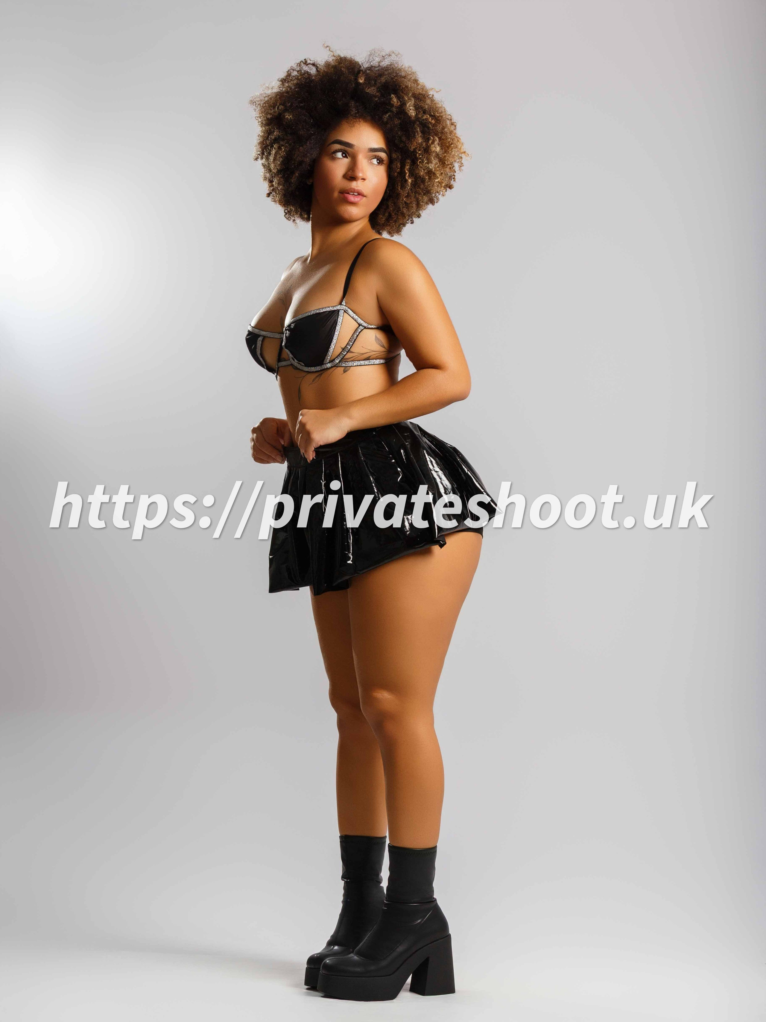 Private Studio. Ensaio Sensual em Londres | Private Shoot