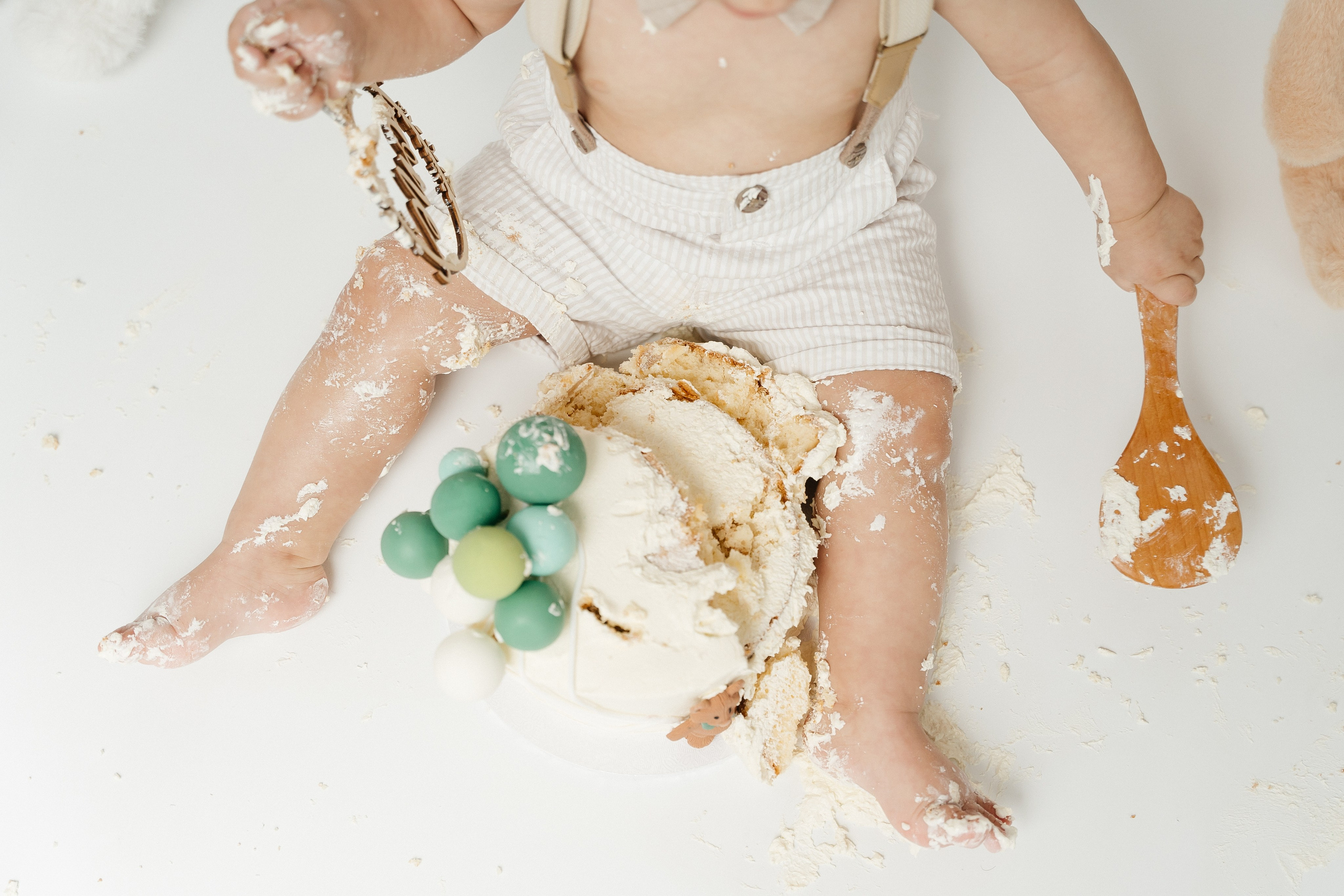 Teddy Bear One Year Cake Smash Photos. Newborn and family photographer. Hills District. Sydney