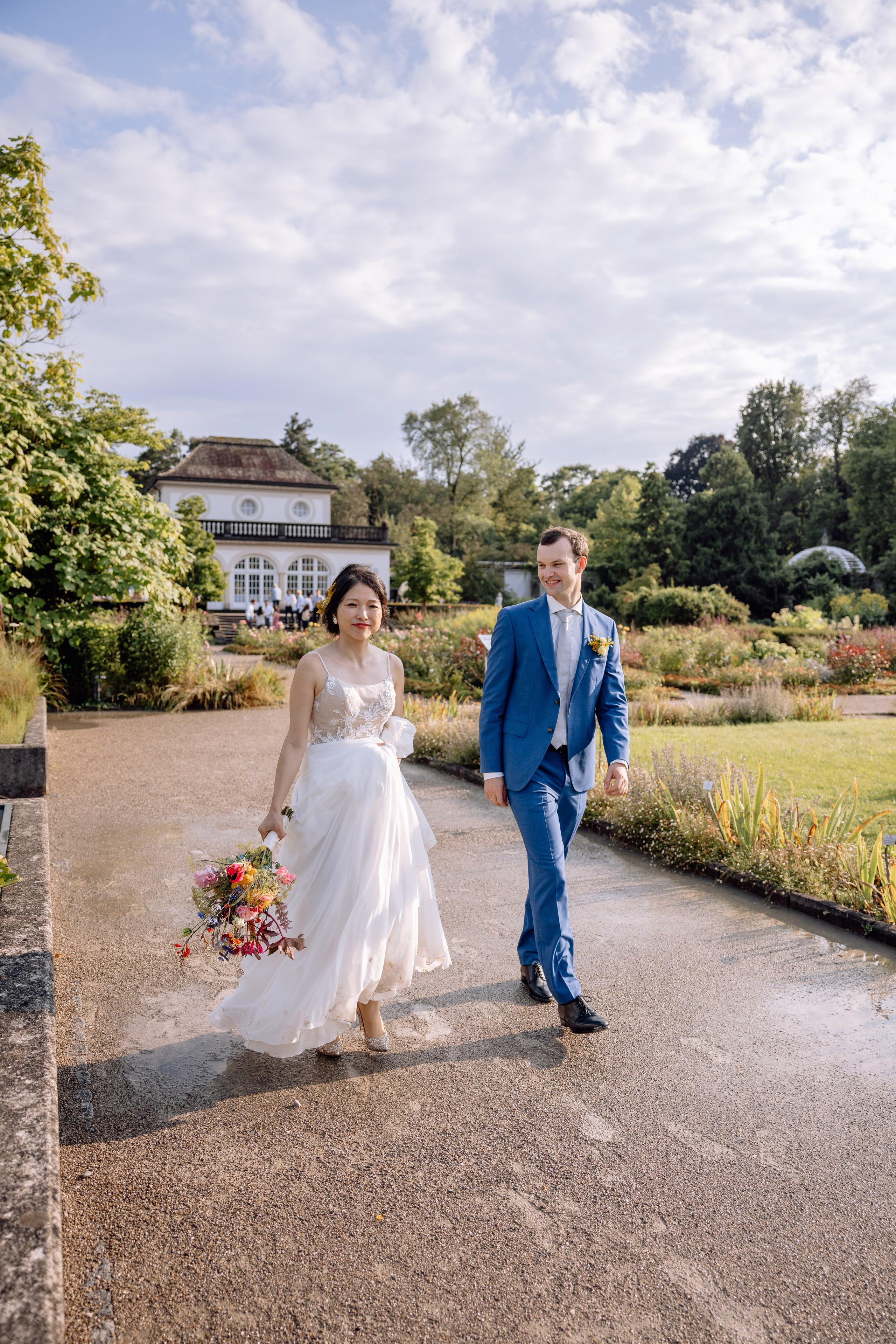 Café im Botanischen Garten. Deutsche - Japanische Hochzeit. Hochzeitsfotograf München Taufe Familienfotograf Tanja Mauke