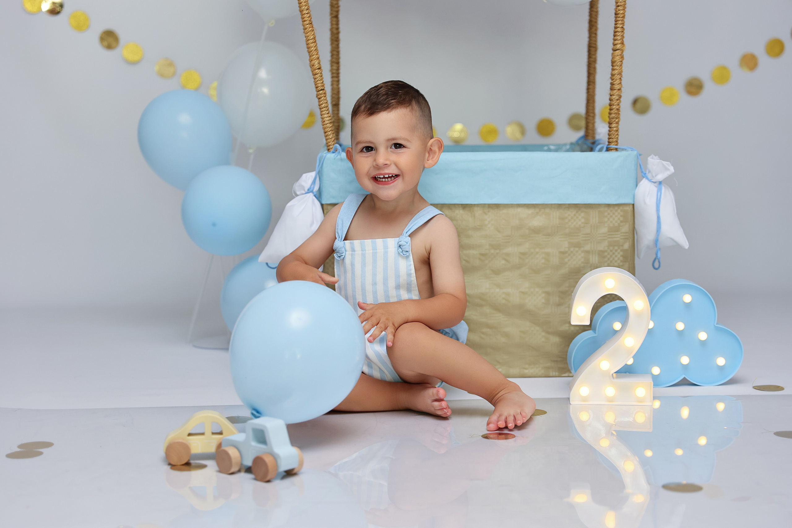 SMASH CAKE * cumpleaños. Fotografía de Eventos, Embarazo y Familiar en Pirineos