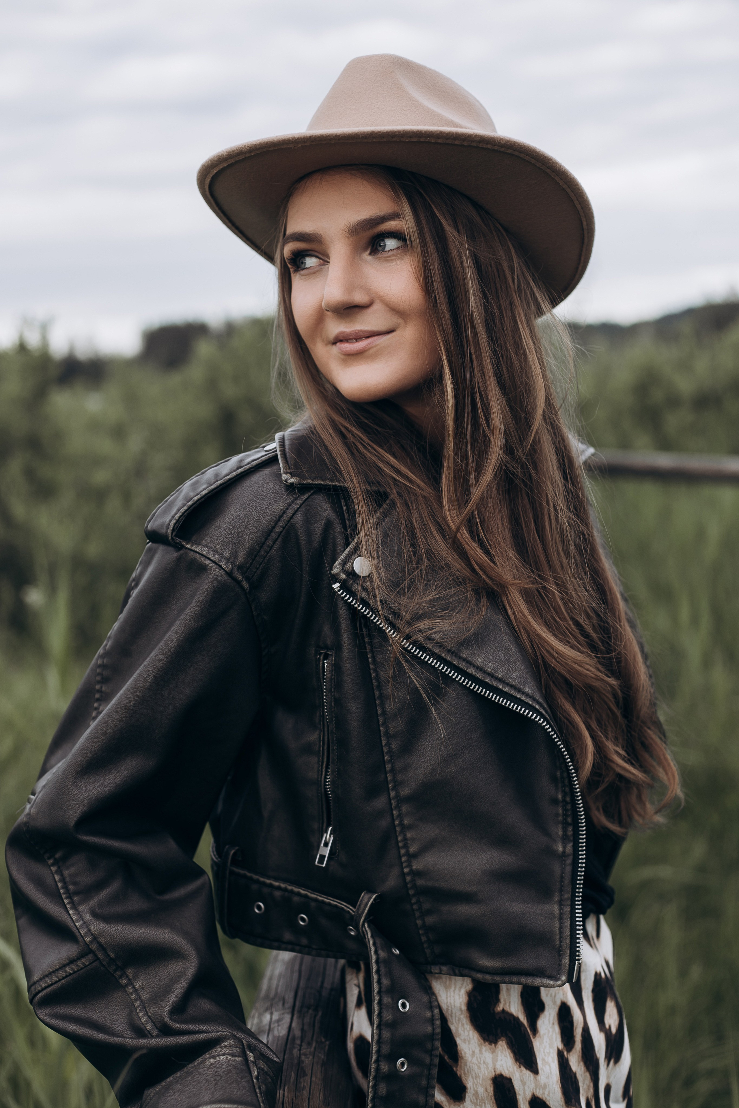 Porträt. Fotografin Larysa Chepurko| Füssen| Garmisch-Partenkirchen| Weilheim| Schongau| Murnau| München | Hochzeitsfotograf Füssen | Larysa Photo