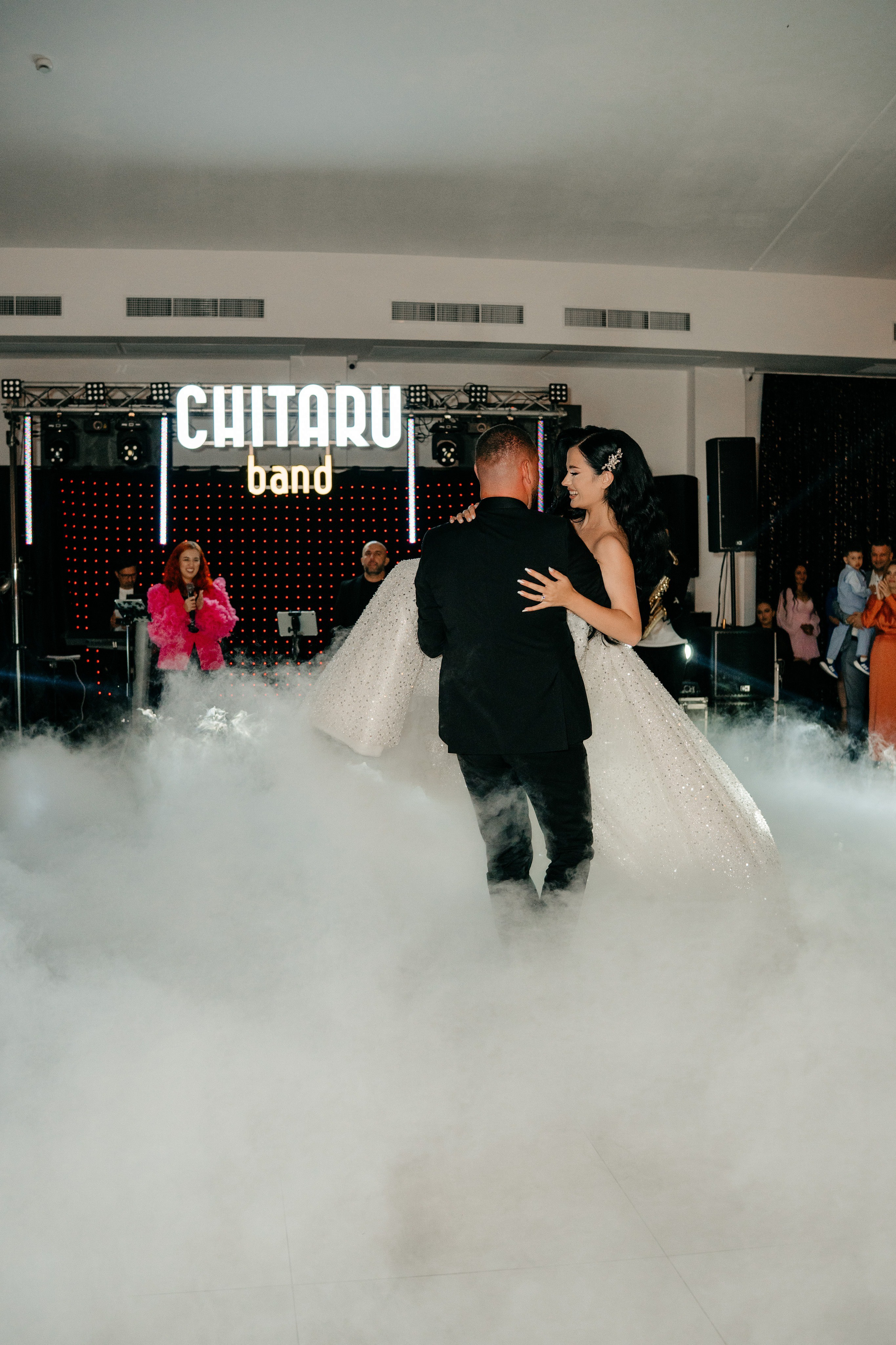 Catalina & Remus. Raw Studio. Fotograful tau de nunta!