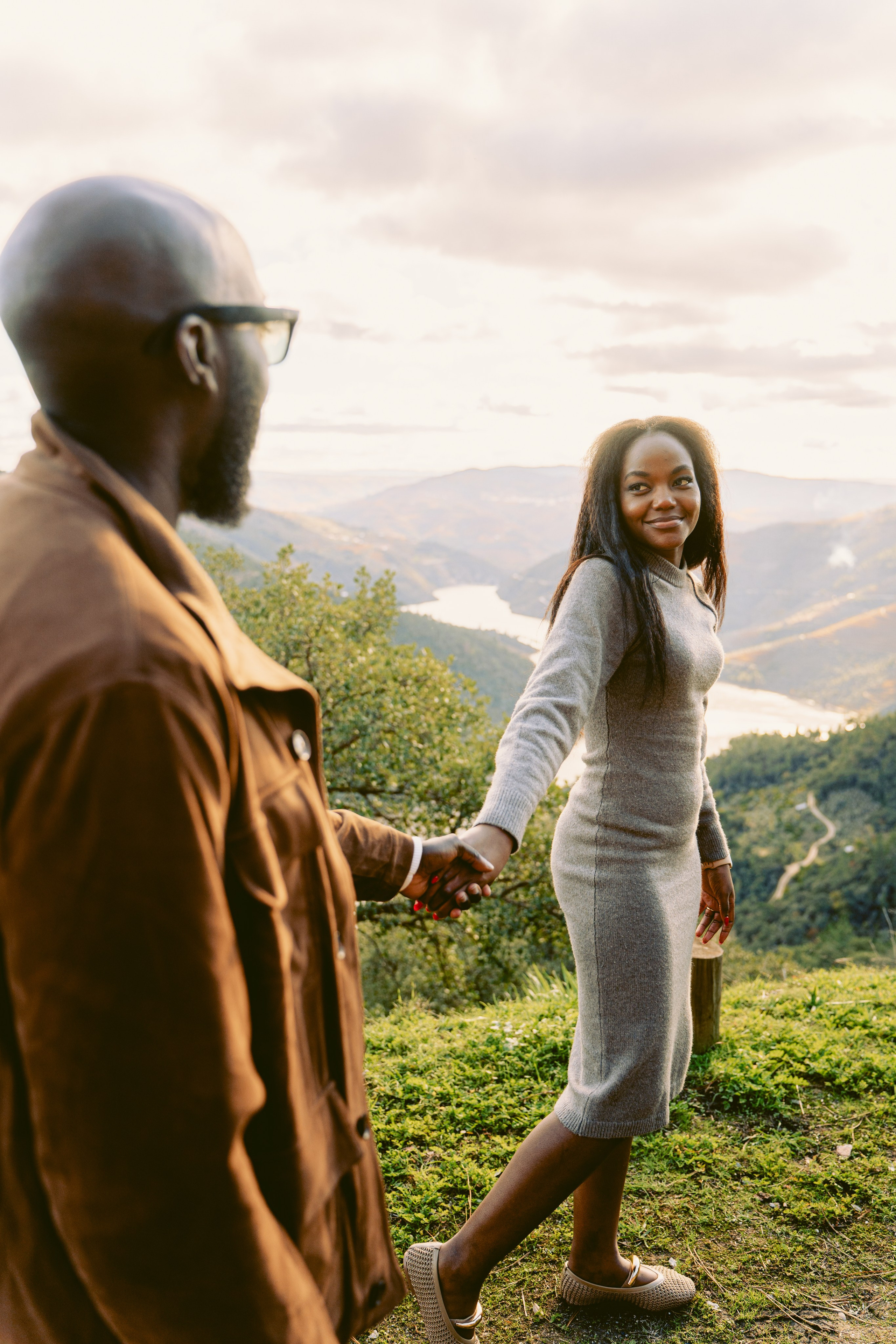 Proposal at Miradouro do Ujo | Douro Valley Proposal Spot