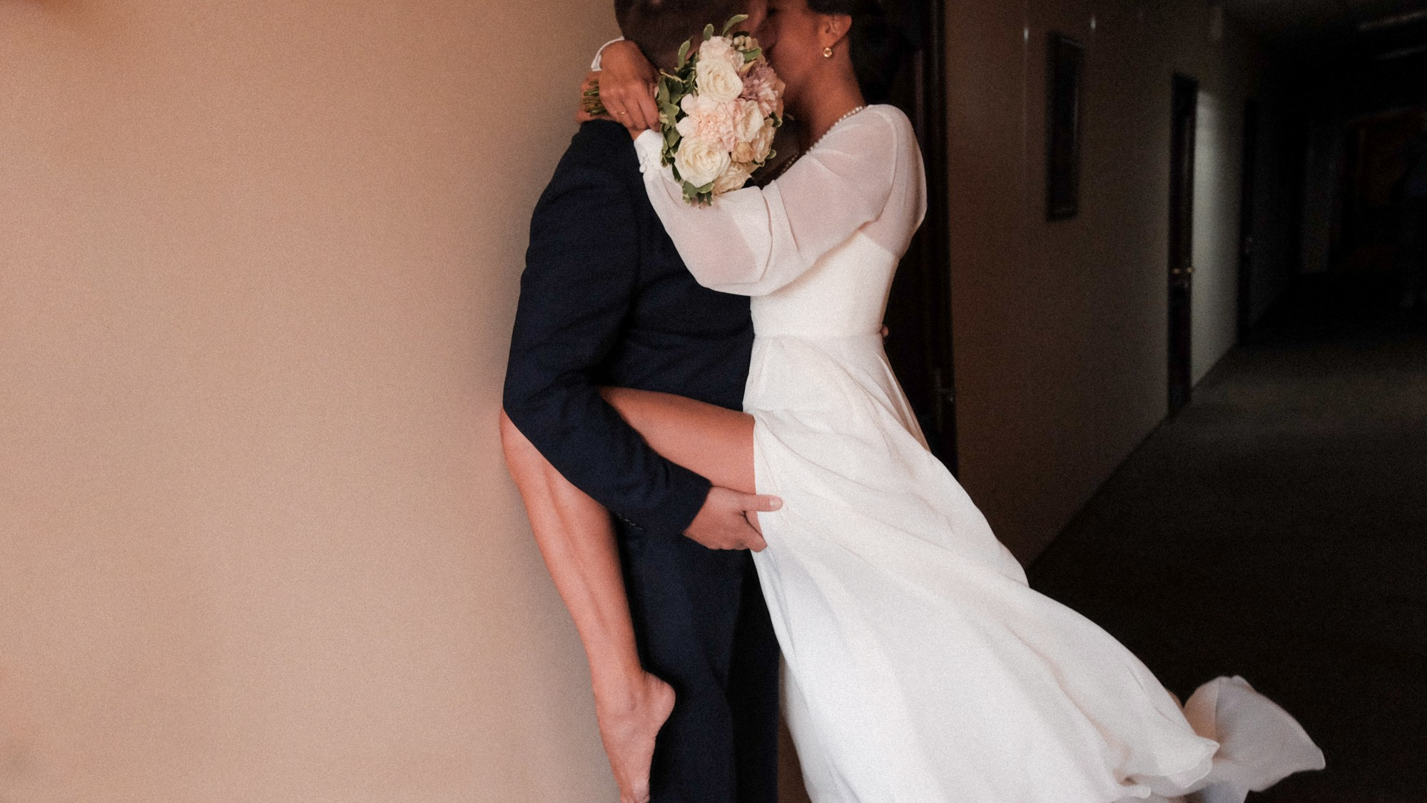 Für Hochzeiten. Photo & video storytelling from Berlin