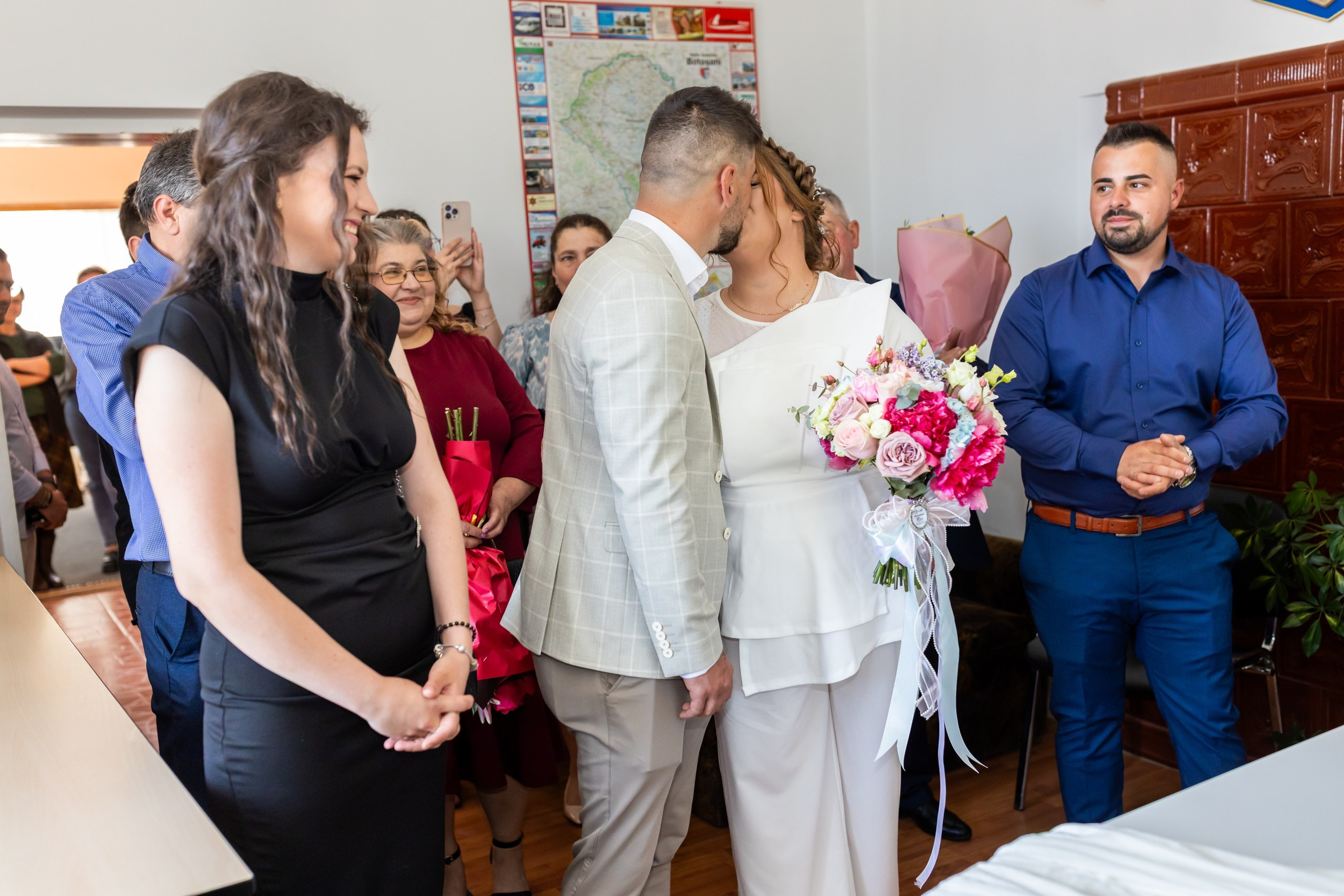 botez Luca Nectarie 22 februarie 2026 fotograf profesionist • fotograf botez Botoșani Luca Nectarie biserică • părinți Răzvan și Ramona botez copil emoții familie • nași Marin și Rodica botez copil fotografie profesională • detalii botez lumânare cristelniță biserică România • copil Luca Nectarie în brațe la botez moment emoționant • familie fericită la botez copil fotograf Alin Chirilă • fotografie botez naturală lumină caldă biserică • portret copil botez Luca Nectarie fotograf profesionist • momente autentice botez România familie și nași • slujbă botez copil imagini emoționante biserică • fotograf botez Iași și Botoșani Alin Chirilă - nunta--fotograf-profesionist-botosani - fotografie-nunta-romantica - imagini-nunta-in-natura-alin-chirila-fotograf - fotografii-cuplu-indragostit-nunta-botosani - sedinta-foto-miri-andrei-iustina-alinofotostudio - amintiri-din-nunta-realizate-de-fotograf-profesionist - povestea-nuntii-andrei-si-iustina-in-imagini-alinofotostudio-fotograf evenimente- evenimente Botoșani -fotograf Suceava - fotograf Iași- servicii foto. servicii foto Botoșani. servicii foto video Botoșani. otograf-nunta-botosani-fotograf nunta. fotograf evenimente. fotograf nunta Botoșani. Alin chirila. Alin chirila fotograf. Alinofotostudio.- servicii foto. servicii foto Botoșani. servicii foto video Botoșani. fotograf nunta. fotograf evenimente. fotograf nunta Botoșani. Alin chirila. Alin chirila fotograf. Alinofotostudio.fotograf stare civilă,poze stare civilă,album foto stare civilă,servicii foto suceava,fotograf evenimente suceava,fotograf nuntă suceava,poze cununie civilă,ședință foto stare civilă,sesiune foto suceava,fotograf profesionist suceava,fotograf botosani,stare civila botosani,alinofotostudio,alin chirila fotograf.servicii foto. servicii foto Botoșani. servicii foto video Botoșani. fotograf nunta. fotograf evenimente. fotograf nunta Botoșani. Alin chirila. Alin chirila fotograf. Alinofotostudio.fotograf stare civilă,poze stare civilă,album foto stare civilă,servicii foto suceava,fotograf evenimente suceava,fotograf nuntă suceava,poze cununie civilă,ședință foto stare civilă,sesiune foto suceava,fotograf profesionist suceava,fotograf botosani,stare civila povestitor prin fotografiebotosani,alinofotostudio,alin chirila fotograf,servicii foto. servicii foto Botoșani. servicii foto video Botoșani. fotograf nunta. fotograf evenimente. fotograf nunta Botoșani. Alin chirila. Alin chirila fotograf. Alinofotostudio.fotograf stare civilă,poze stare civilă,album foto stare civilă,servicii foto suceava,fotograf evenimente suceava,fotograf nuntă suceava,poze cununie civilă,ședință foto stare civilă,sesiune foto suceava,fotograf profesionist suceava,fotograf botosani,stare civila botosani,alinofotostudio,alin chirila fotograf,cununie religioasă botoșani,andreea și neculai,capela militară botoșani,foto conacul zăicești,fotograf nuntă botoșani,fotograf cununie religioasă,foto evenimente botoșani,poze cununie capela militară,ședință foto zăicești,fotograf profesionist botoșaniMire și mireasă – Sergiu & Liliana – ziua nunții, 2024 - Emoții în ziua nunții – Sergiu și Liliana - Dansul mirilor – fotografie artistică nuntă 2024 - Sedinta foto romantică în natură – Sergiu & Liliana - Rochia de mireasă și detalii de nuntă elegan-Album de cununie civilă Florin și Anda – Fotografii profesionale realizate de Alin Chirilă în Botoșani -fotograf prin fotografie-Ședință foto Trash the Dress pe muntele Rarău cu Iulian și Iuliana – fotografie de cuplu, natură montană, emoție autentică surprinsă de Alin Chirilă, povestitor prin fotografie.- "Iulian și Iuliana pe crestele Rarăului – fotografie Trash the Dress în natură" - "Cuplu îmbrățișat la apus pe muntele Rarău – ședință foto după nuntă" - "Rochie de mireasă în vânt pe munte – Trash the Dress Rarău-1. Iulian și Iuliana pe muntele Rarău – ședință foto Trash the Dress în natură, cu peisaj montan spectaculos 2. Cuplu în îmbrățișare pe Rarău – emoție autentică surprinsă după nuntă 3. Rochie de mireasă în bătaia vântului – fotografie artistică Trash the Dress în munți 4. Mire și mireasă privind spre orizont – dragoste și libertate pe muntele Rarău 5. Iuliana zâmbind în rochia de mireasă – portret în natură, Trash the Dress 6. Iulian ținându-și mireasa de mână – ședință foto romantică pe munte 7. Detaliu cu rochia pe stâncă – estetică naturală Trash the Dress Rarău 8. Cuplu în mers pe poteca Rarăului – fotografie simbolică de după nuntă 9. Apus de soare pe Rarău în spatele mirilor – imagine de poveste Trash the Dress 10. Iulian și Iuliana râzând împreună – momente autentice surprinse de Alin Chirilă, povestitor prin fotografie-fotograf-nunta-cerbu-botosan trash-the-dress-botosani Alin Chirilă Fotograf – fotograf de nuntă Botoșani-fotograf nuntă Botoșani-fotograf nuntă Cerbu Botoșani-fotograf profesionist nuntă Botoșani-fotografie de nuntă Botoșani-fotograf evenimente Botoșani-fotograf nuntă Moldova-fotograf trash the dress Botoșani - fotograf pregătirea mirilor Botoșani -fotograf ceremonie religioasă nuntă-fotograf petrecere nuntă Botoșani- fotograf nuntă Botoșani pregătirea mirelui- pregătirea mirelui fotografie nuntă Cerbu Botoșani-fotograf nuntă Botoșani pregătirea miresei -mireasă pregătiri nuntă Cerbu Botoșani-fotograf nuntă Botoșani nașii mirilor-ceremonie religioasă nuntă Cerbu Botoșani-fotograf nuntă Botoșani ceremonie religioasă biserică-petrecere nuntă Cerbu Botoșani invitați dans-fotograf nuntă Botoșani petrecere restaurant-ședință foto trash the dress-fotograf trash the dress Botoșani ședință foto după nuntă-Fotograf nuntă Botoșani – galerie foto reală de la evenimente stare civilă Sebi și Claudia Copălău • cununie civilă Primăria Copălău Botoșani • miri emoționați la starea civilă • semnarea actelor cununie civilă • fotografii naturale stare civilă Botoșani • familie și prieteni la cununie civilă • cadre emoționale cununie civilă • fotograf profesionist Botoșani eveniment stare civilă Sebi și Claudia la Primăria Copălău Botoșani fotograf evenimente • fotograf cununie civilă Copălău Botoșani cadre naturale și emoționale • fotograf profesionist Botoșani stare civilă Sebi și Claudia • momente autentice cununie civilă Copălău fotograf Alin Chirilă • fotografii emoționale stare civilă în județul Botoșani