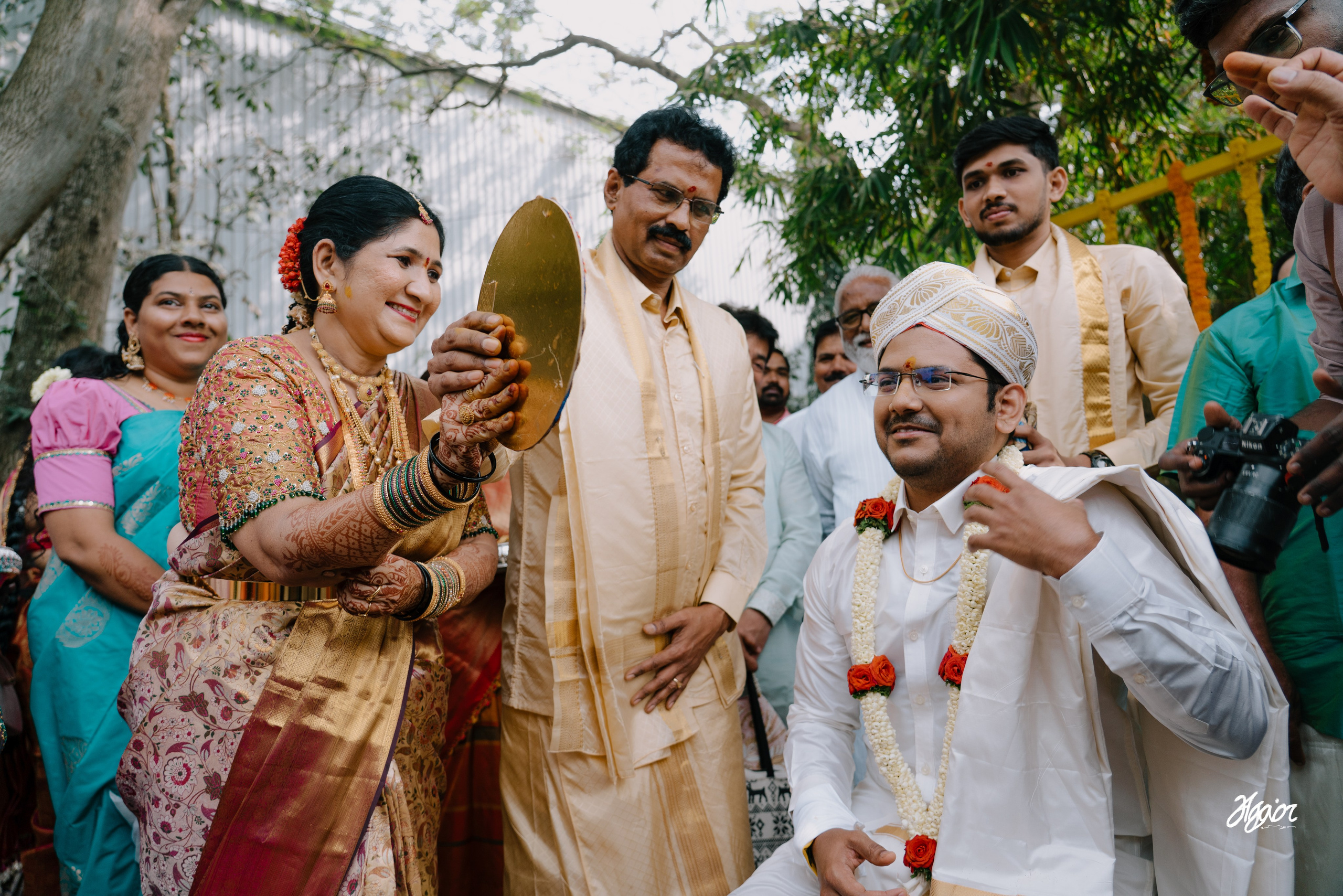 A Three-Day Bangalore Wedding Story | Emotional South Indian Wedding at KBL Saarang. Agam Vizha