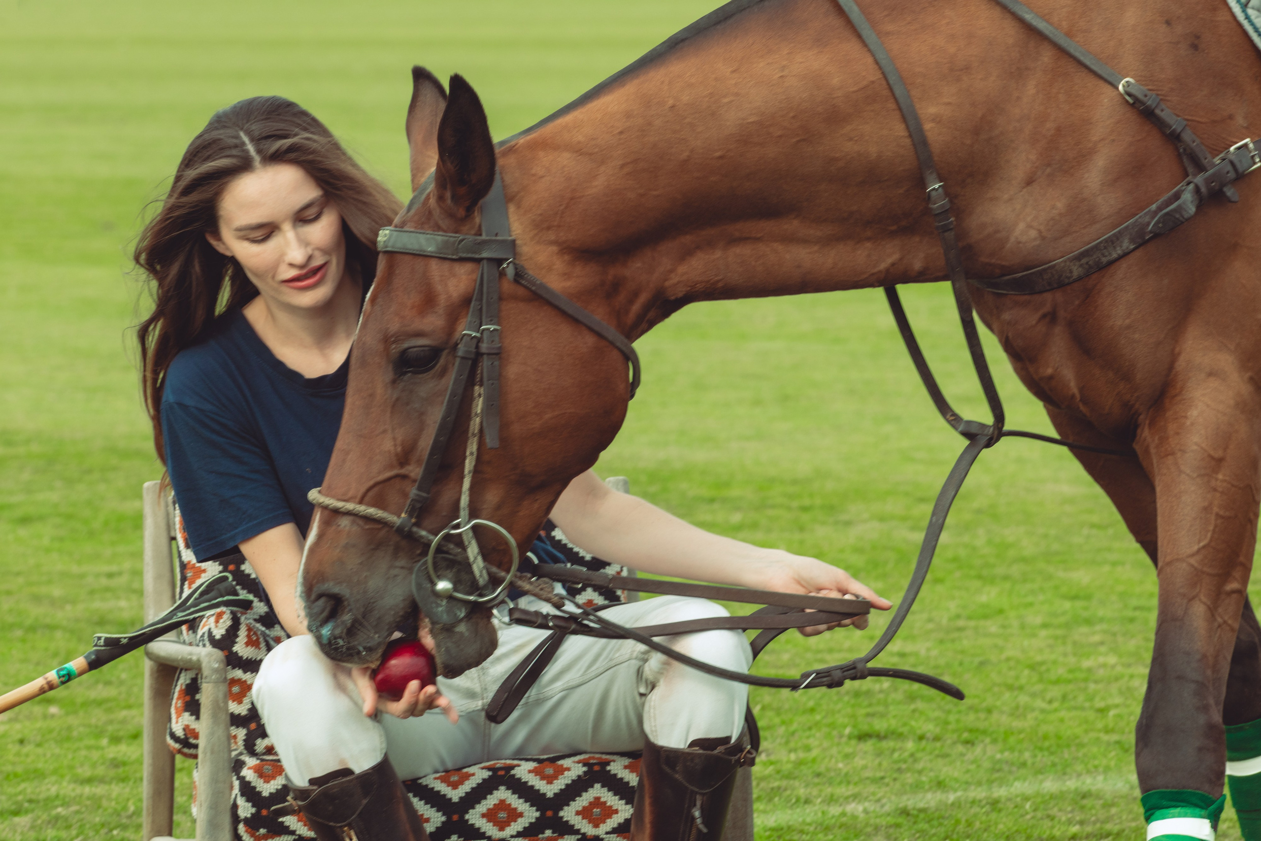Cowgirl Spirit: An Equestrian Portrait Session in Chantilly