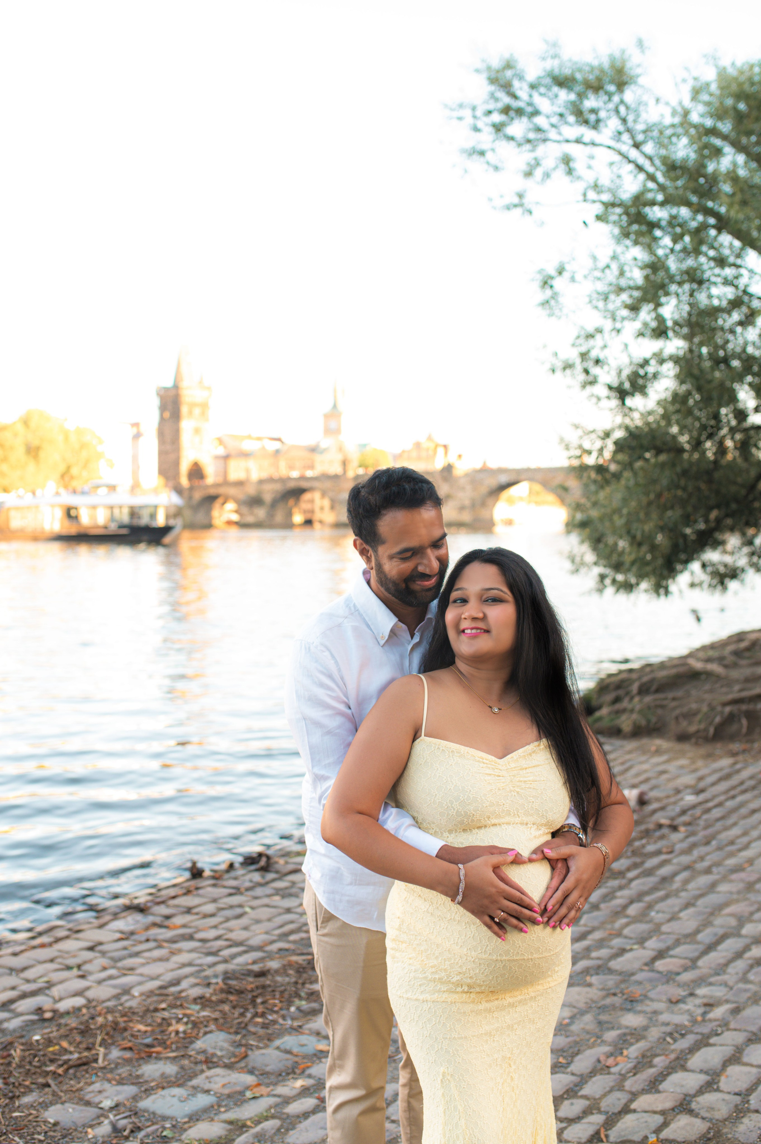 Maternity Photographer in Prague | Yana Stelmakh