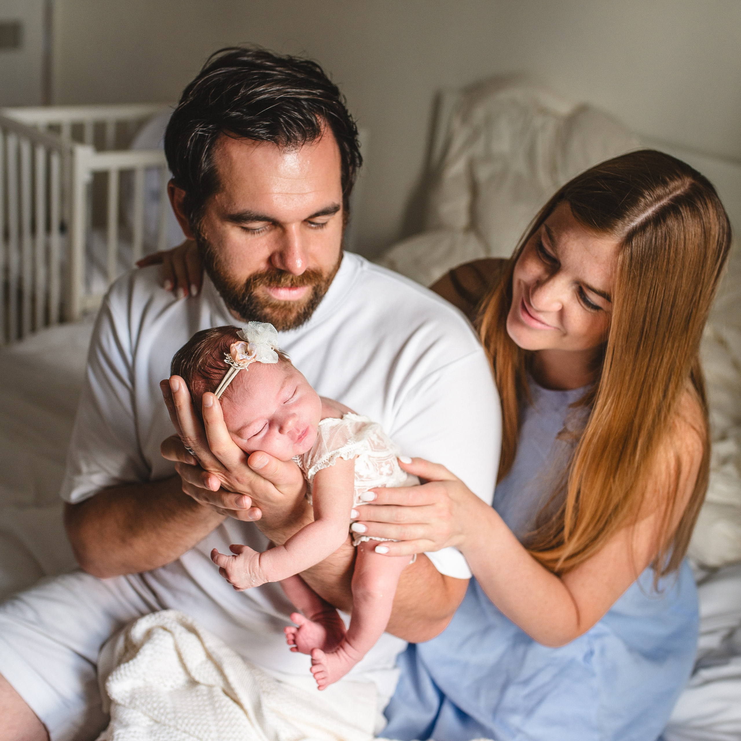 Newborn Photography at Home in Prague | Yana Stelmakh