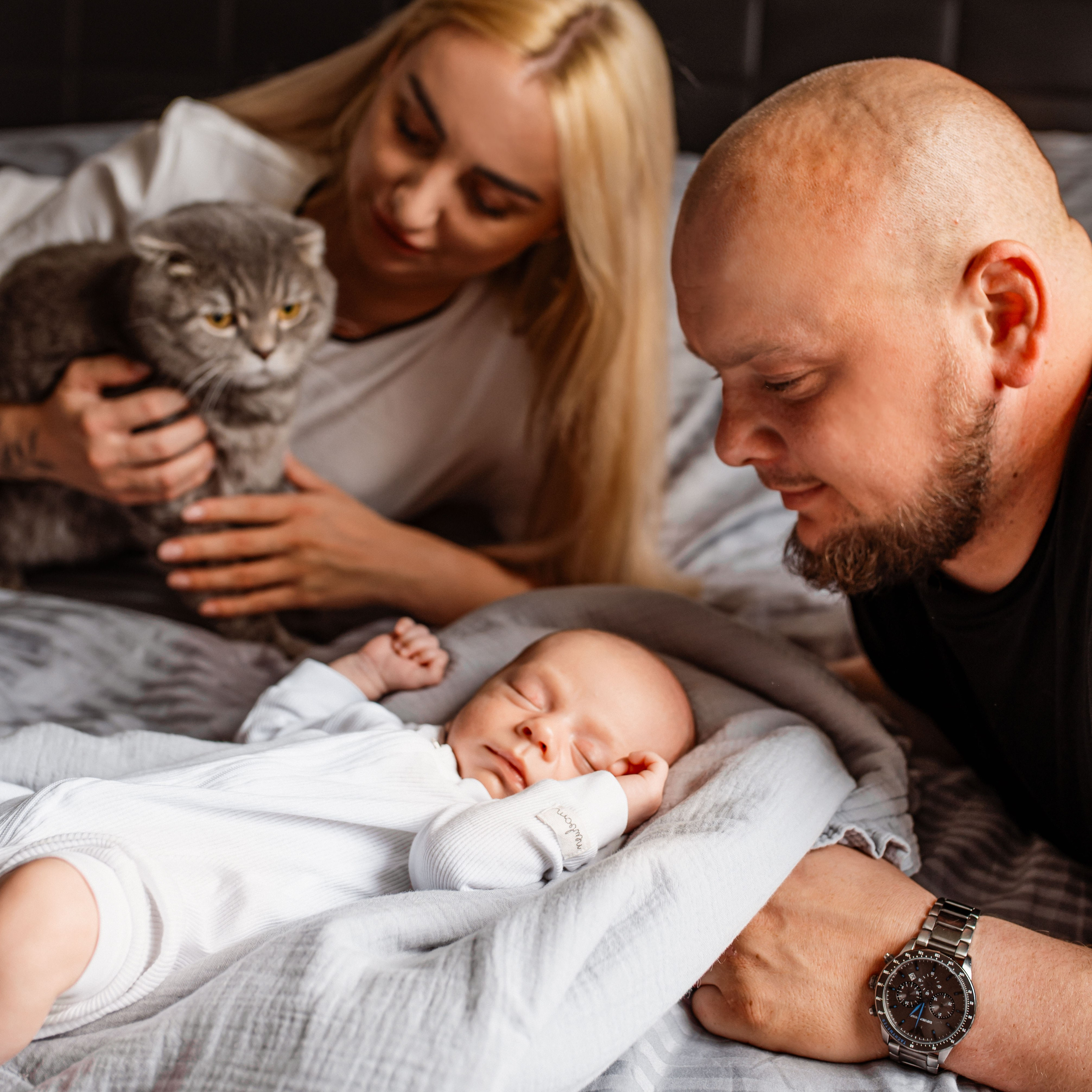 Newborn Photography at Home in Prague | Yana Stelmakh