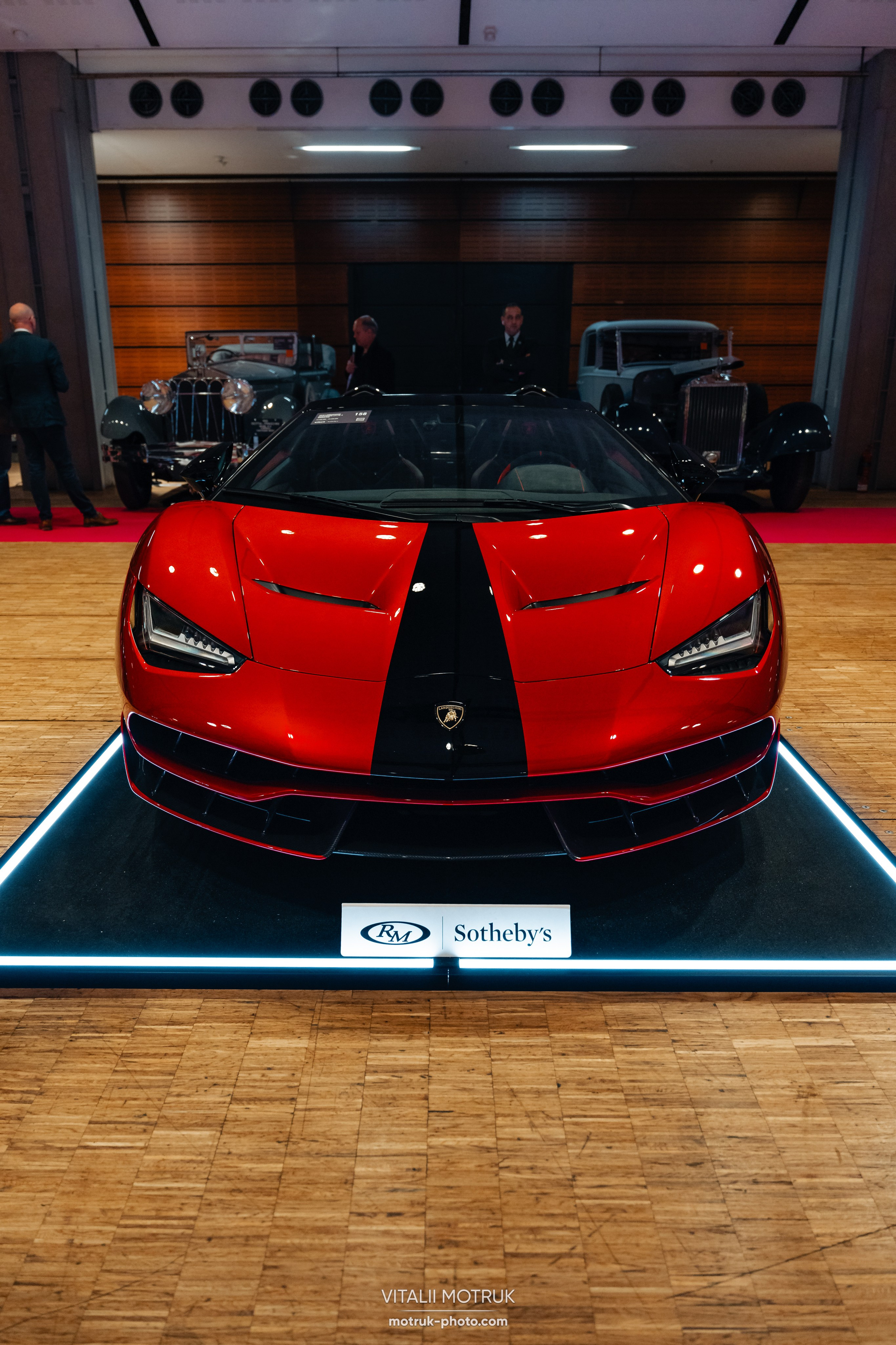 RM Sotheby’s. Photographer in Paris — Vitalii Motruk