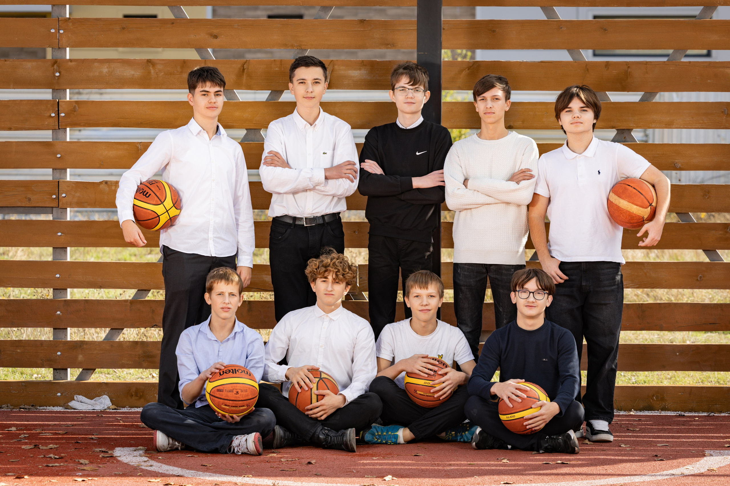 Albume de absolvire: gradinita, gimnaziu, liceu. Venete in Moldova