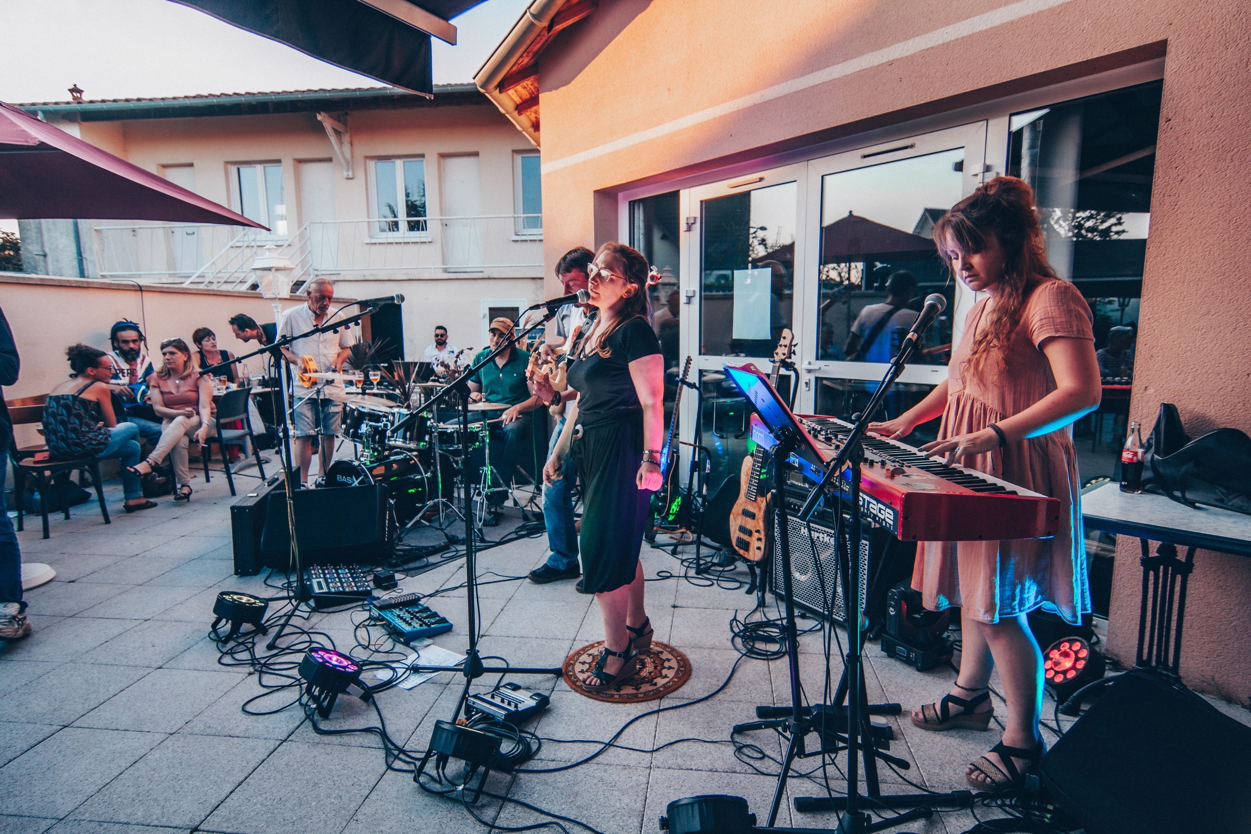 Cordon Musical. Photographe professionnelle à Poitiers, Tours et Châtellerault | Studio photo entre Poitiers et Tours – portraits, familles, entreprises, ma