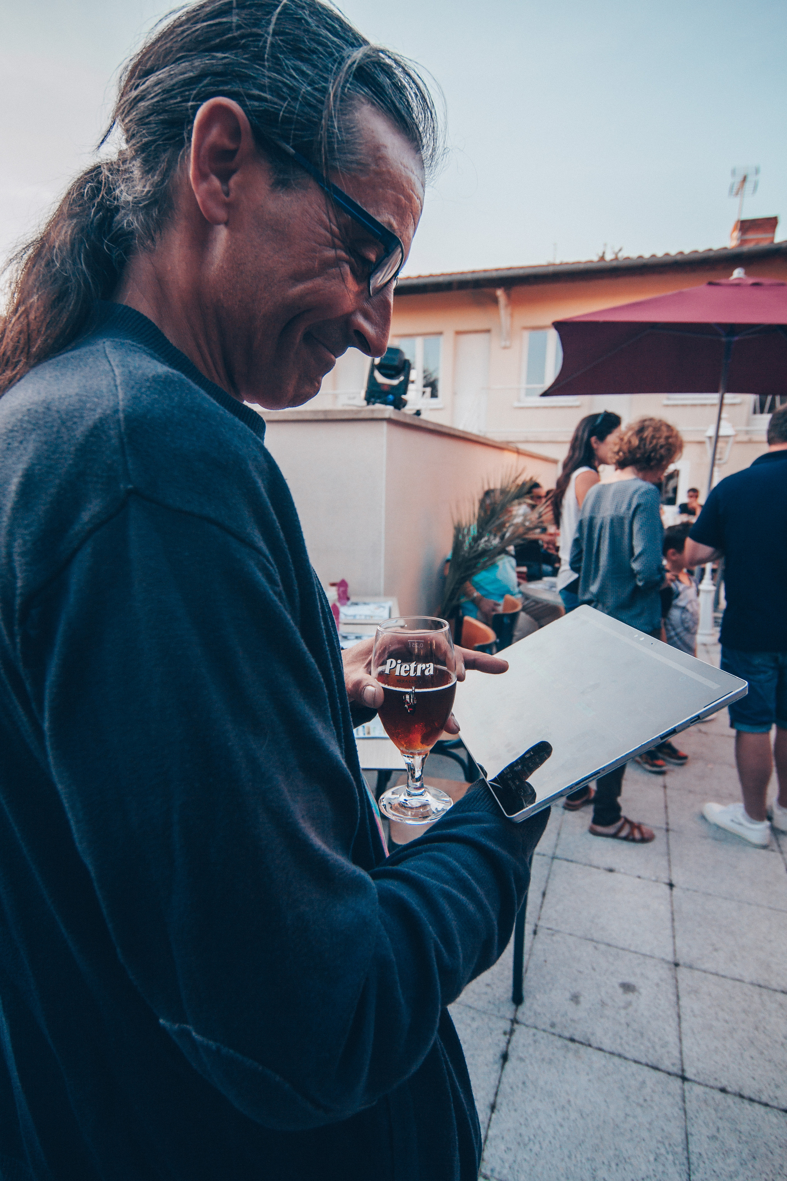Cordon Musical. Photographe professionnelle à Poitiers, Tours et Châtellerault | Studio photo entre Poitiers et Tours – portraits, familles, entreprises, ma